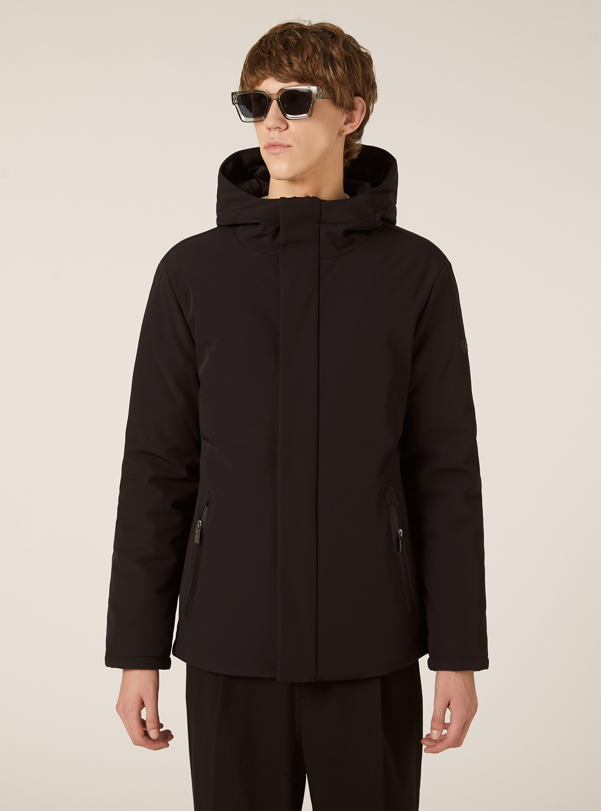 Giubbino con cappuccio e zip impermeabili, BK1 BLACK