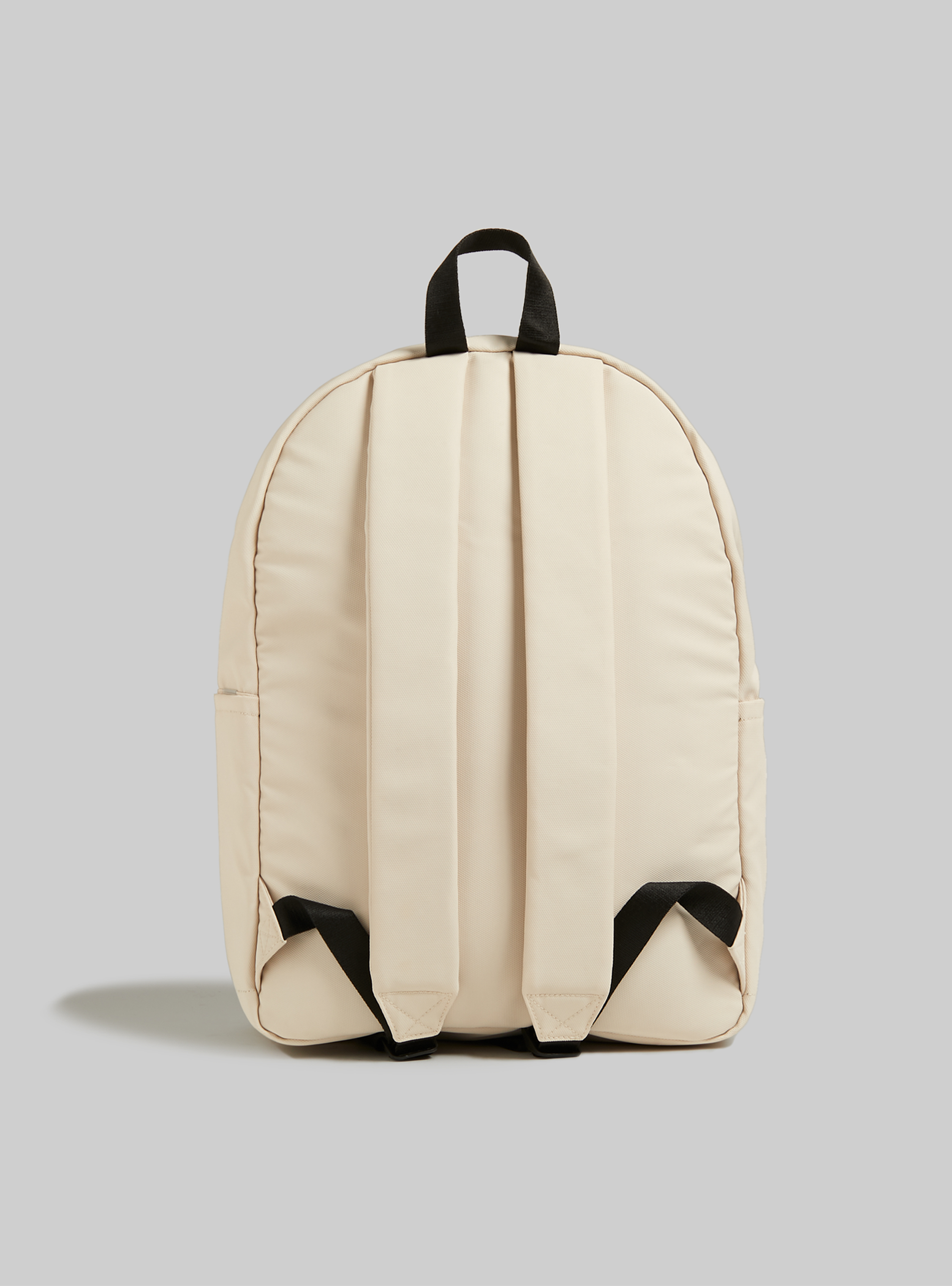 Sac &agrave; dos avec d&eacute;tails contrast&eacute;s, CR2 CREAM MEDIUM