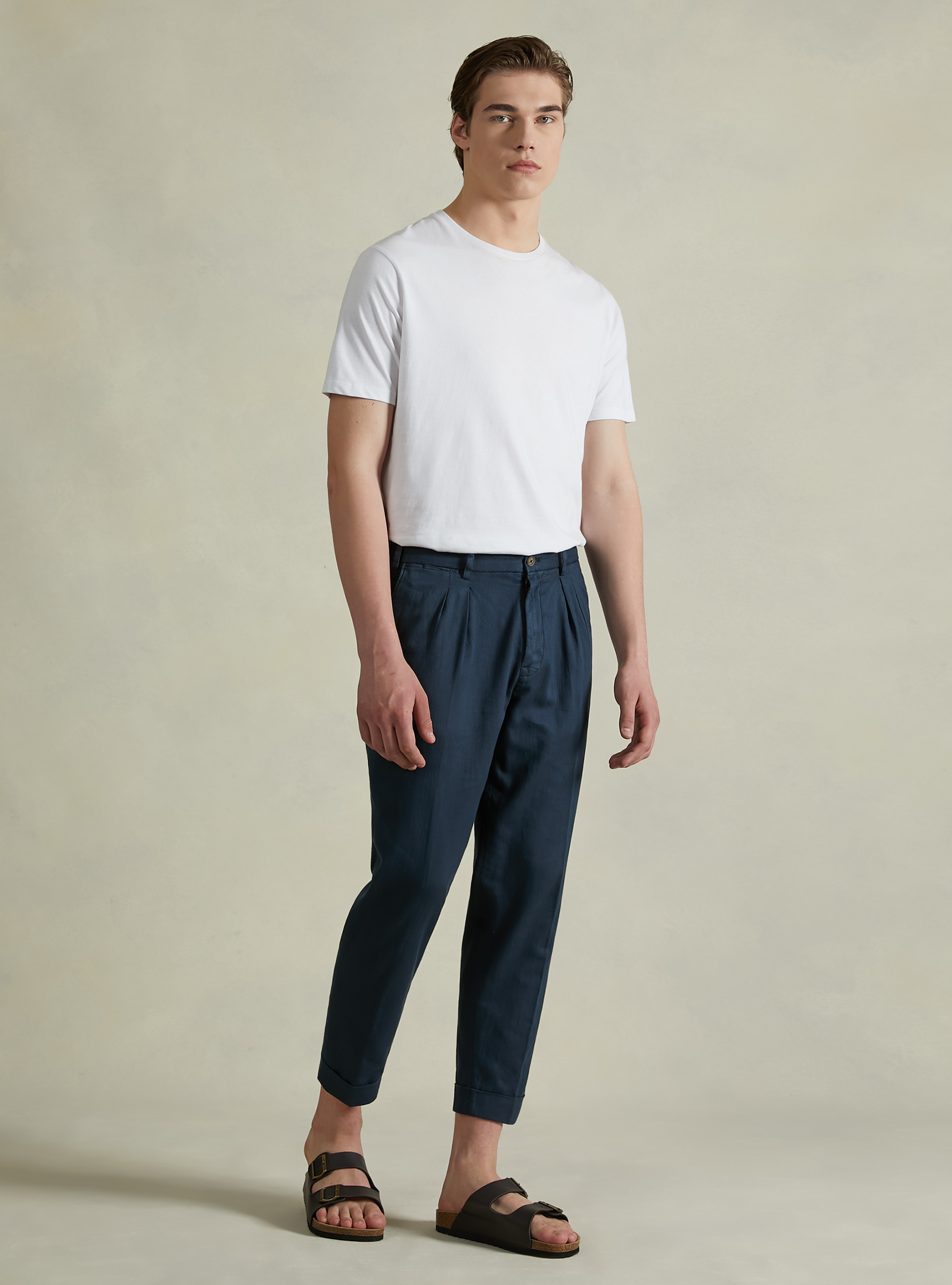 Linen-blend chinos with darts, NA2 NAVY MEDIUM