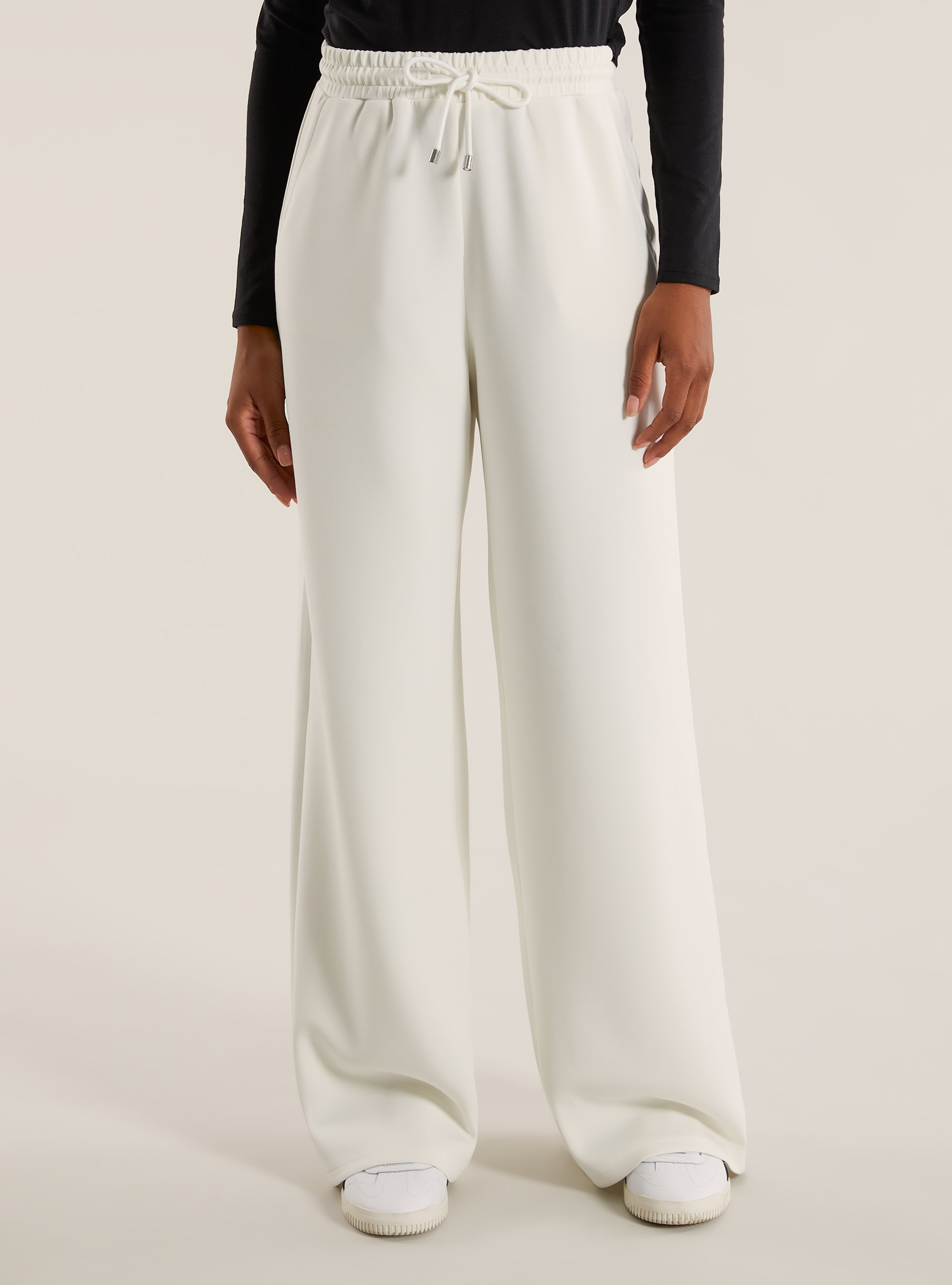 Wide leg trousers in soft scuba