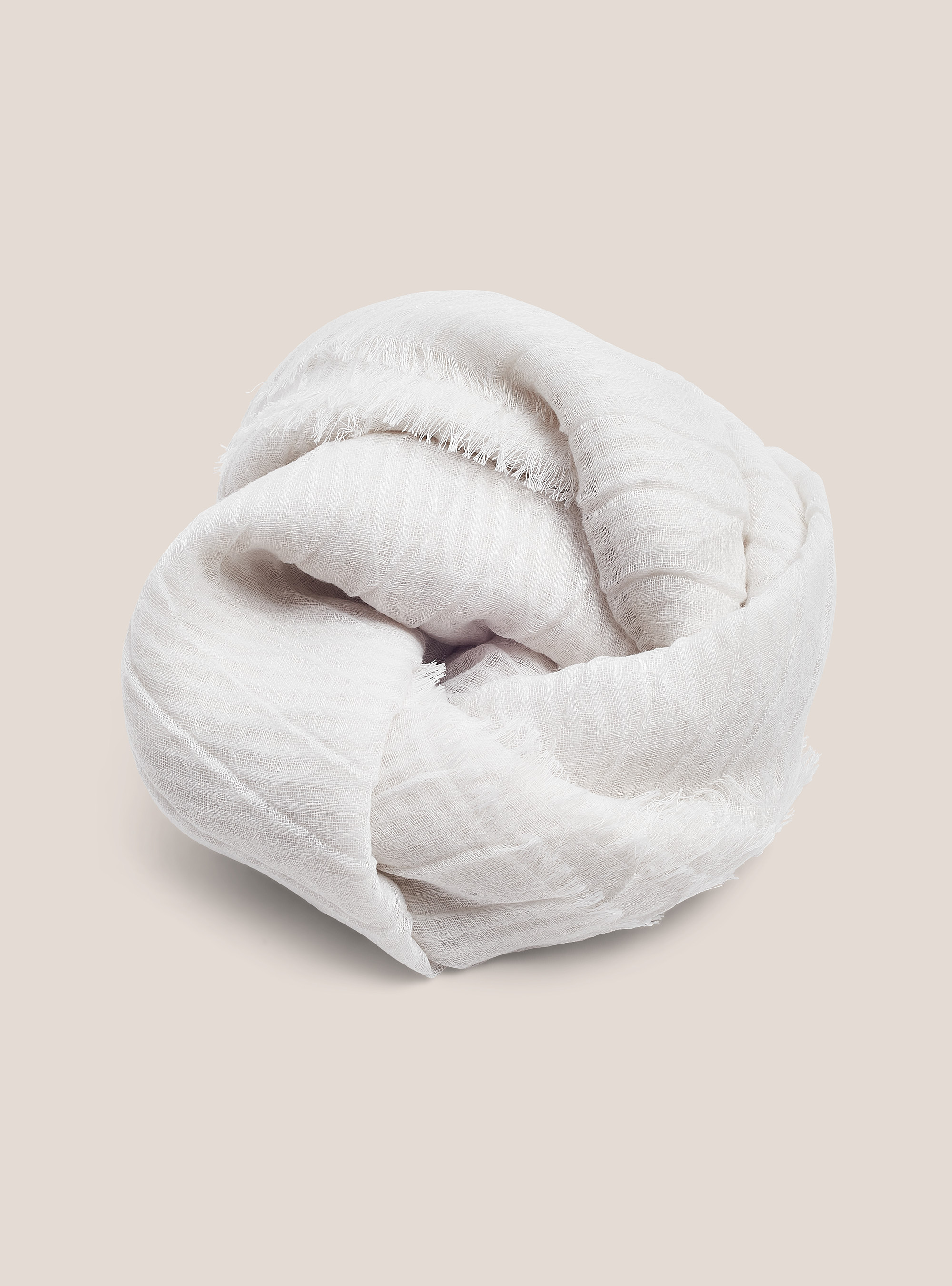 Lightweight scarf with fringes, WHITE