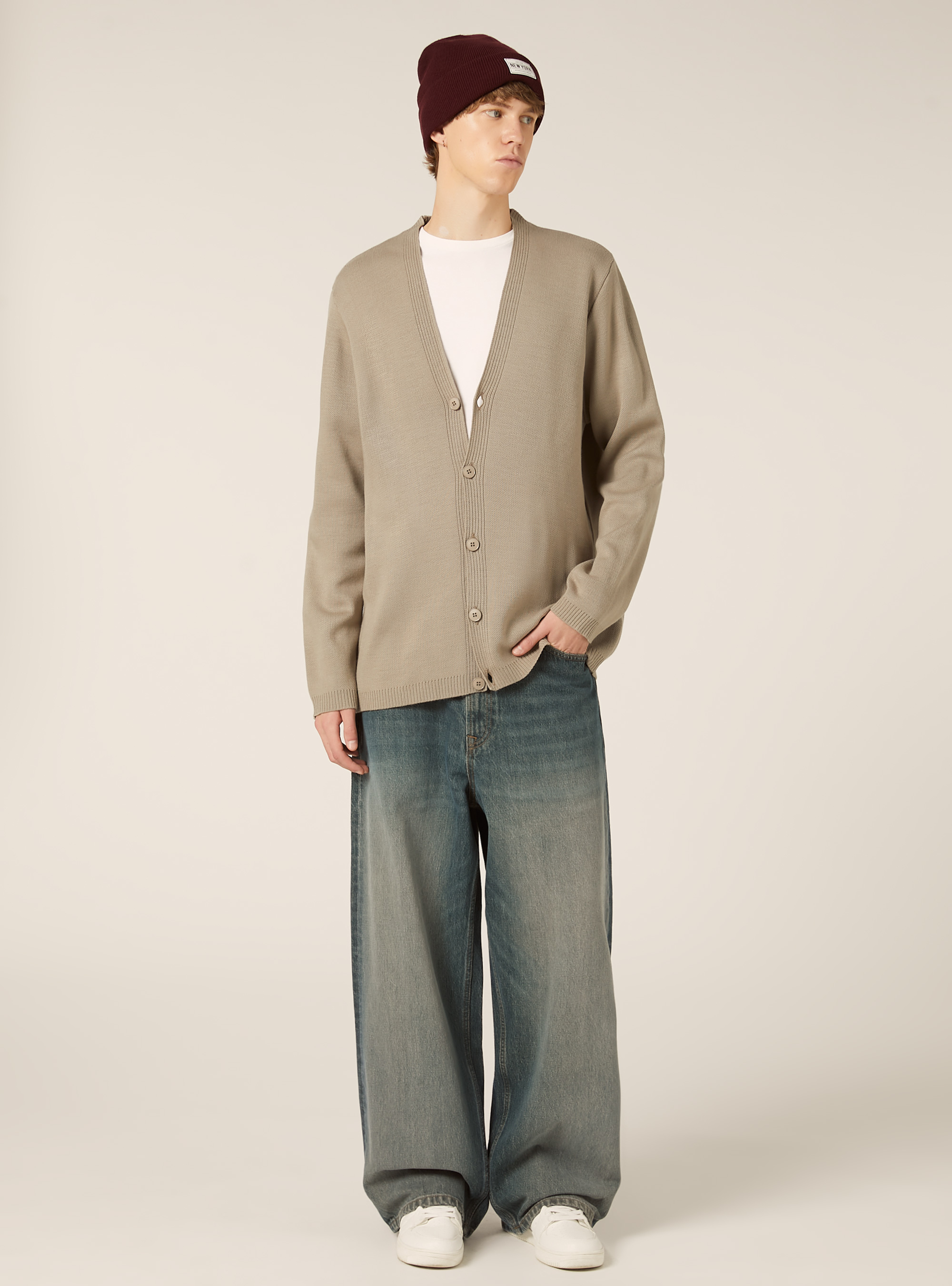 Knitted cardigan with V-neck, BG1 BEIGE DARK