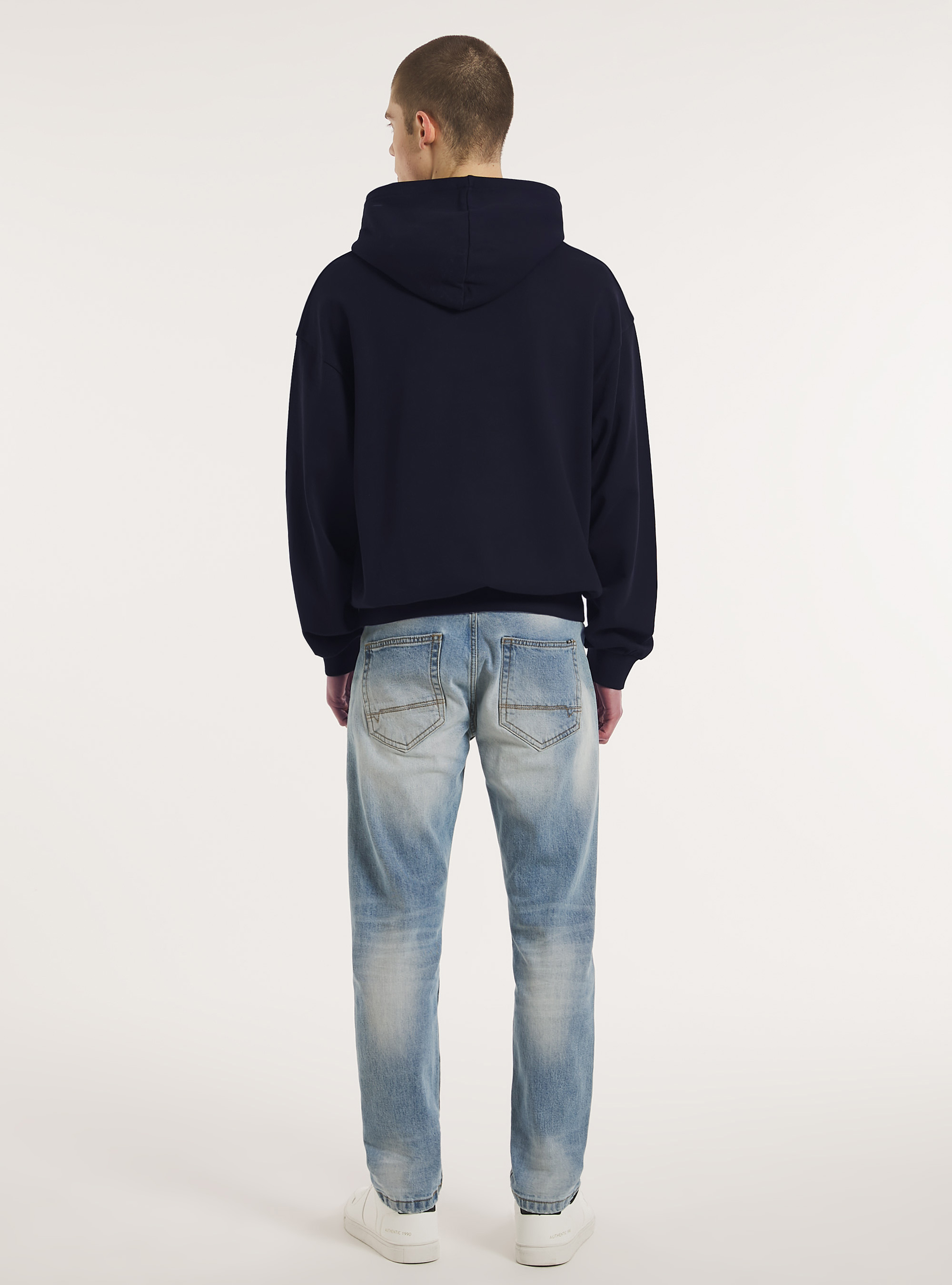 Sweatshirt in Boxy-Passform Capri Capsule Genderless, NA1 NAVY DARK