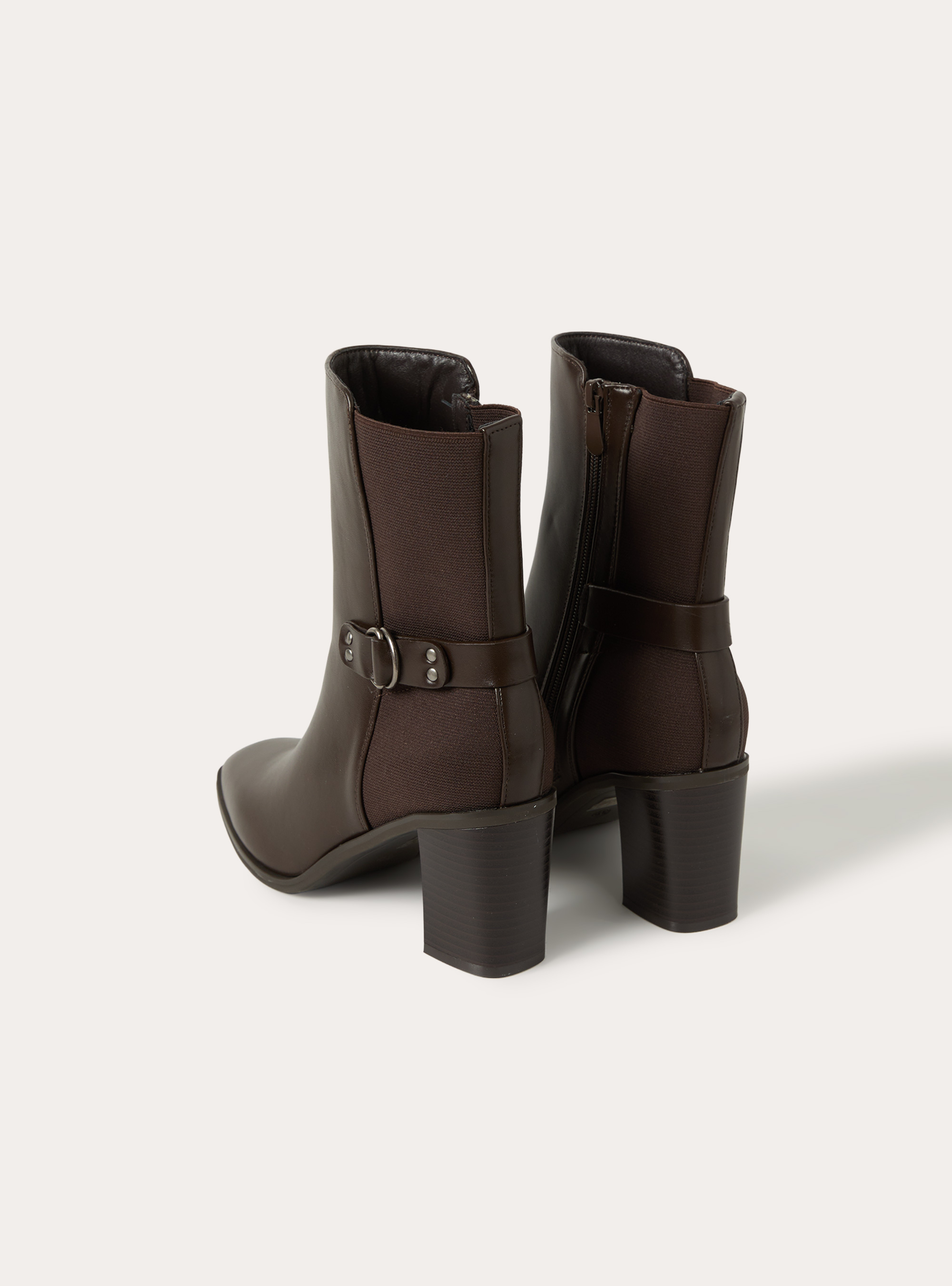 Bottines en effet cuir a talon carre et bride decorative, BR1 BROWN DARK