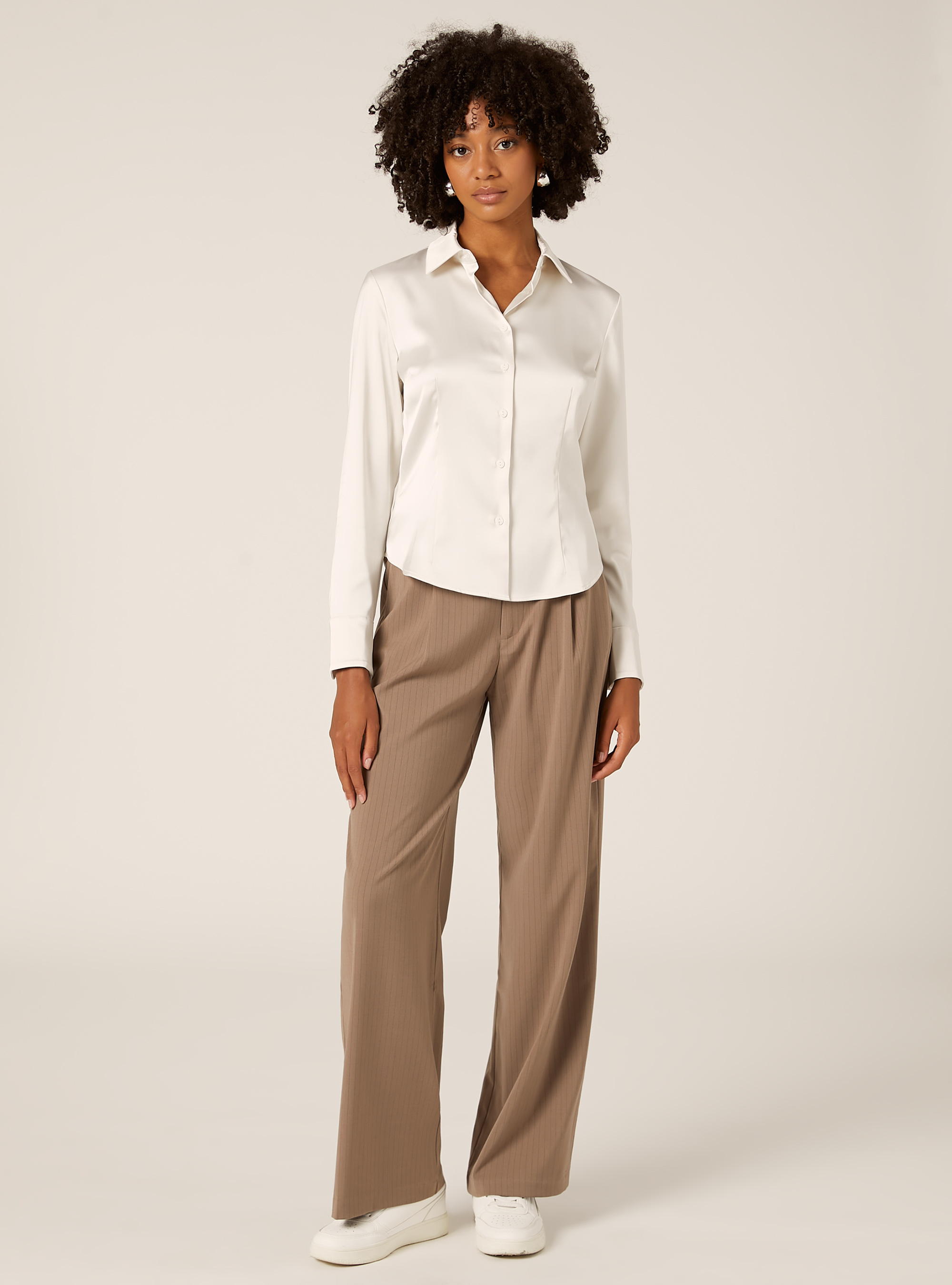 Camisa ajustada satinada, WH1 OFF WHITE