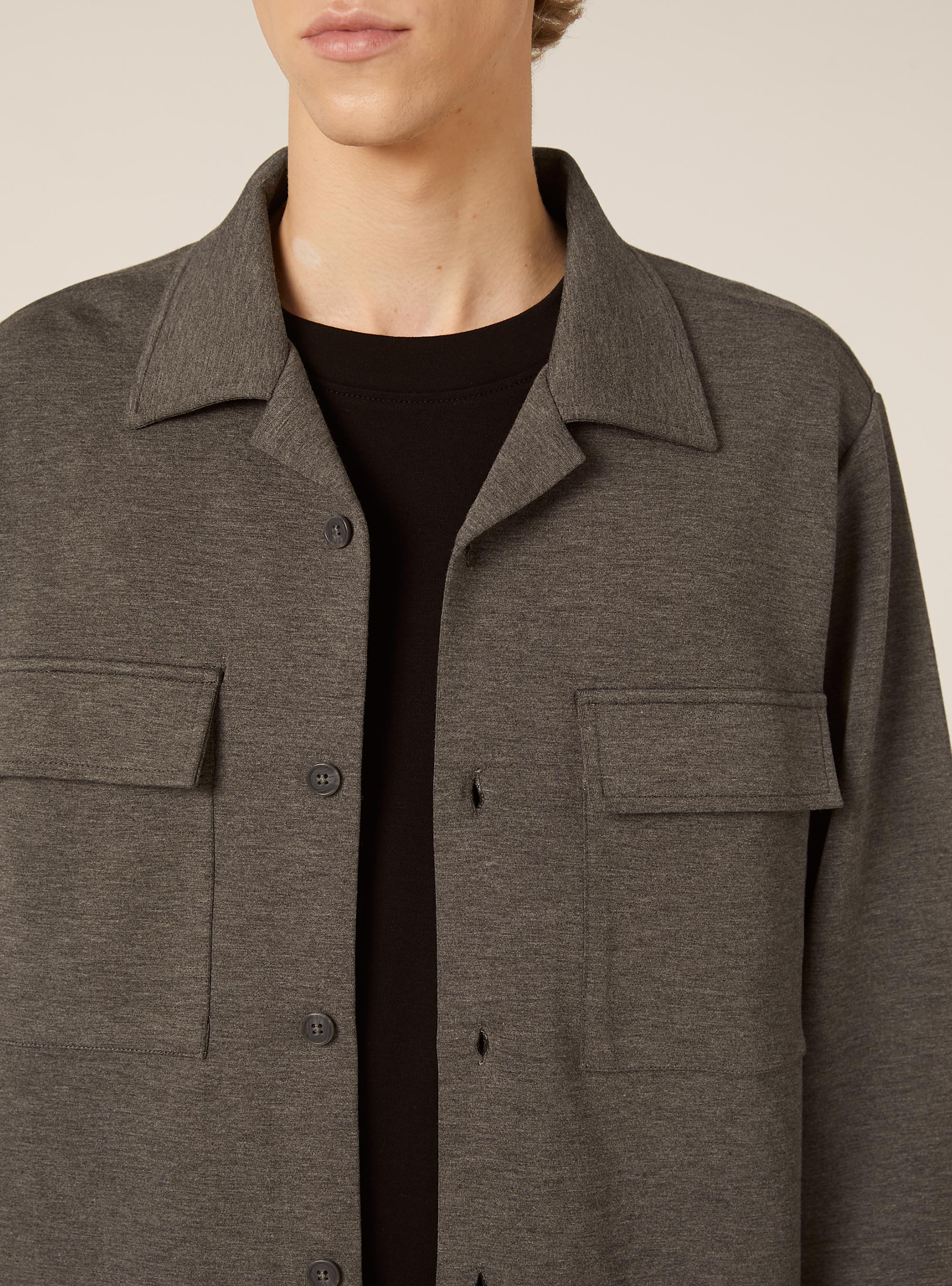 Hemd mit übergroßen Soft-Touch-Taschen, MGY1 GREY MEL DARK