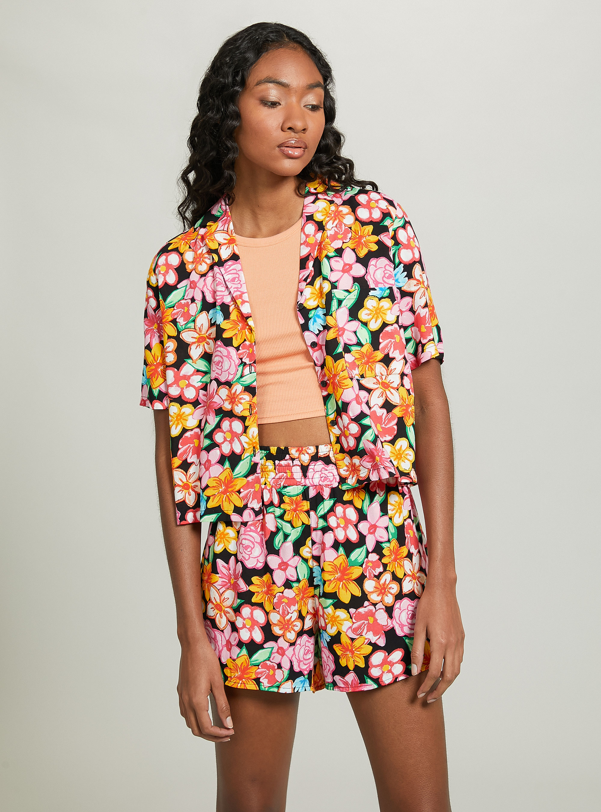 Cropped shirt with print, BK1 BLACK