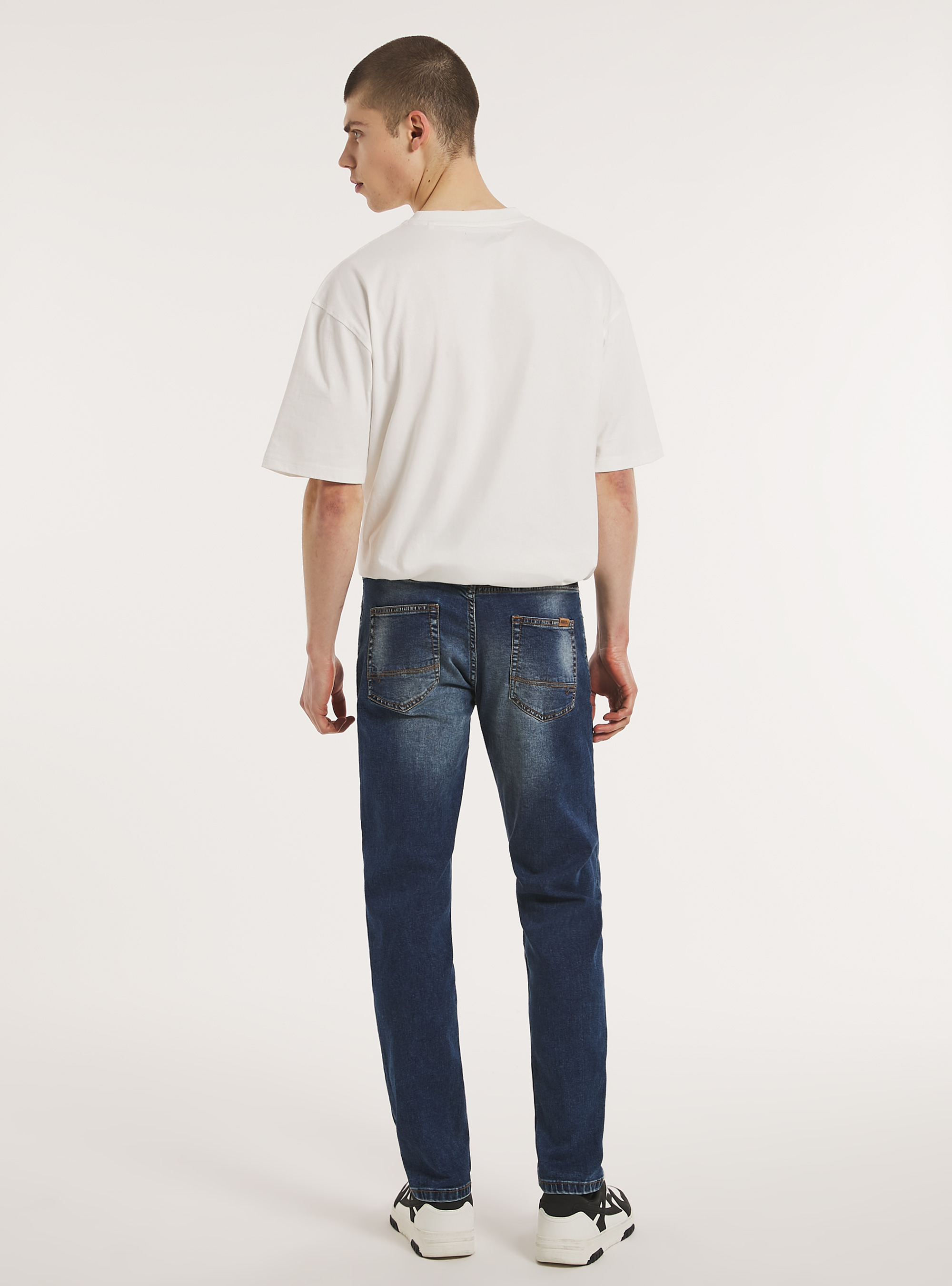 Pantalones vaqueros ajustados y elásticos, D002 MEDIUM DARK BLUE