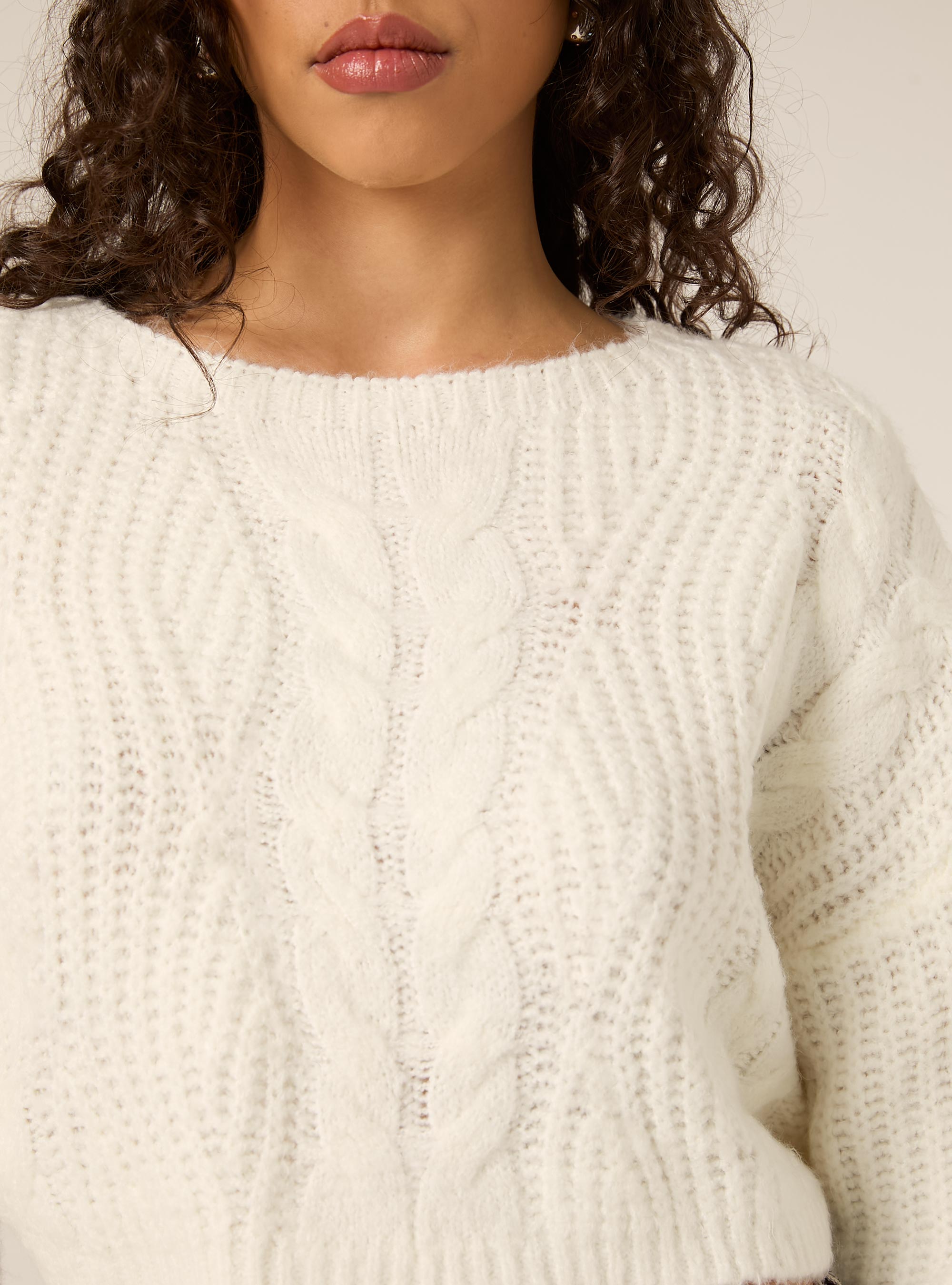 Maglia a trecce scollo a barca, WH2 WHITE