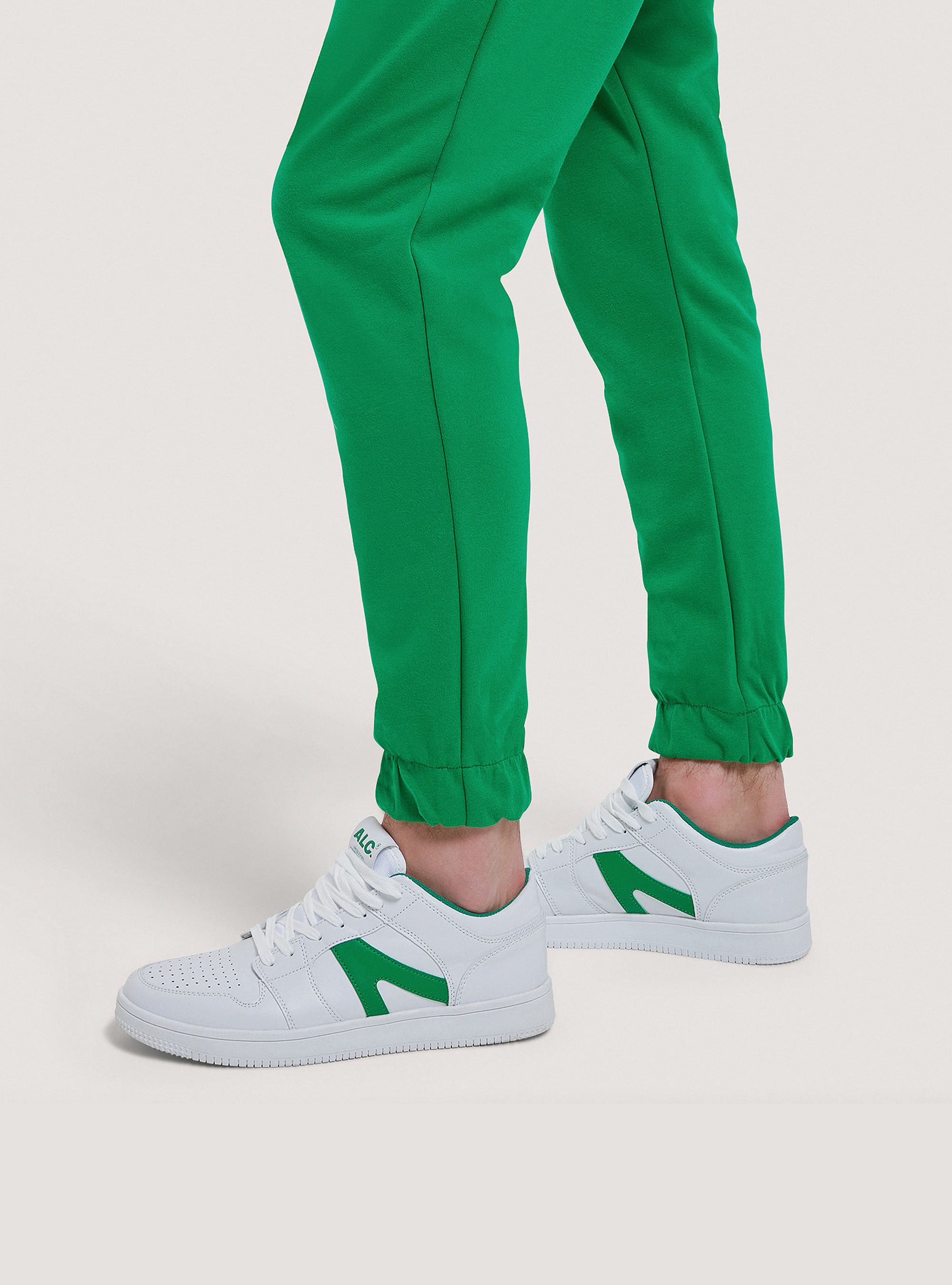 Sneaker con dettagi a contrasto, C099 WHITE