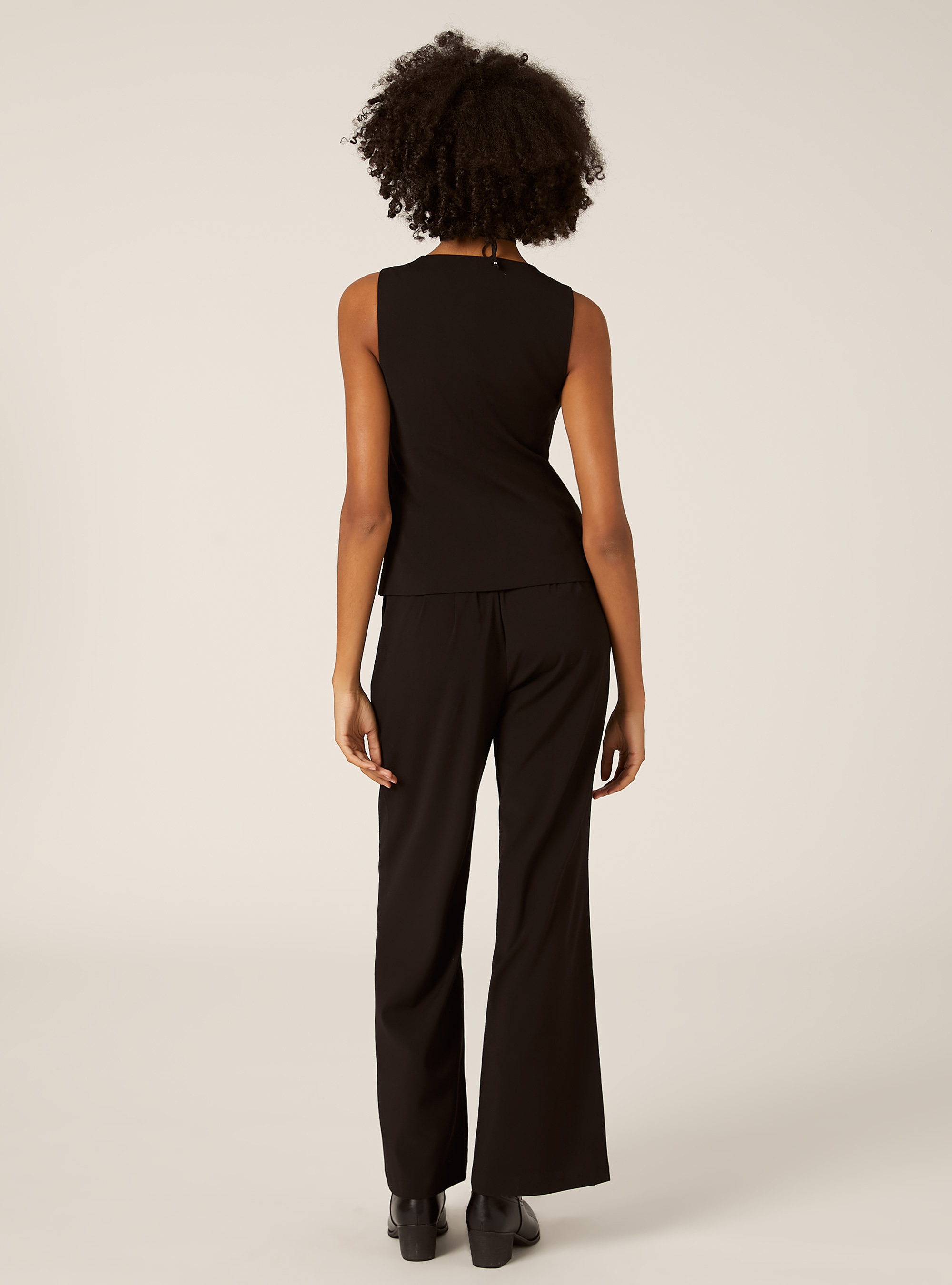 Chaleco regular con botones, BK1 BLACK