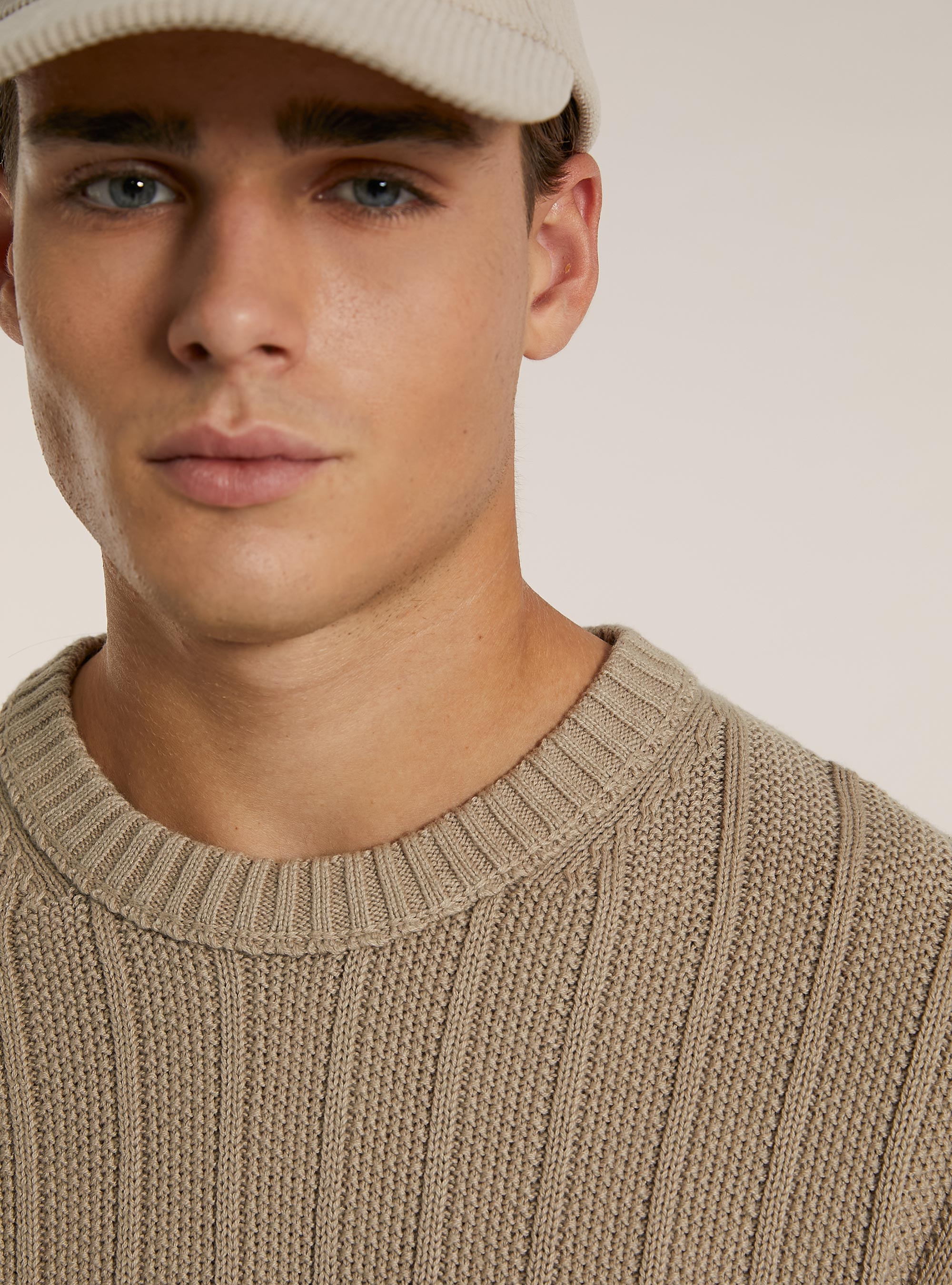 Jersey con textura y corte recto, BG2 BEIGE MEDIUM