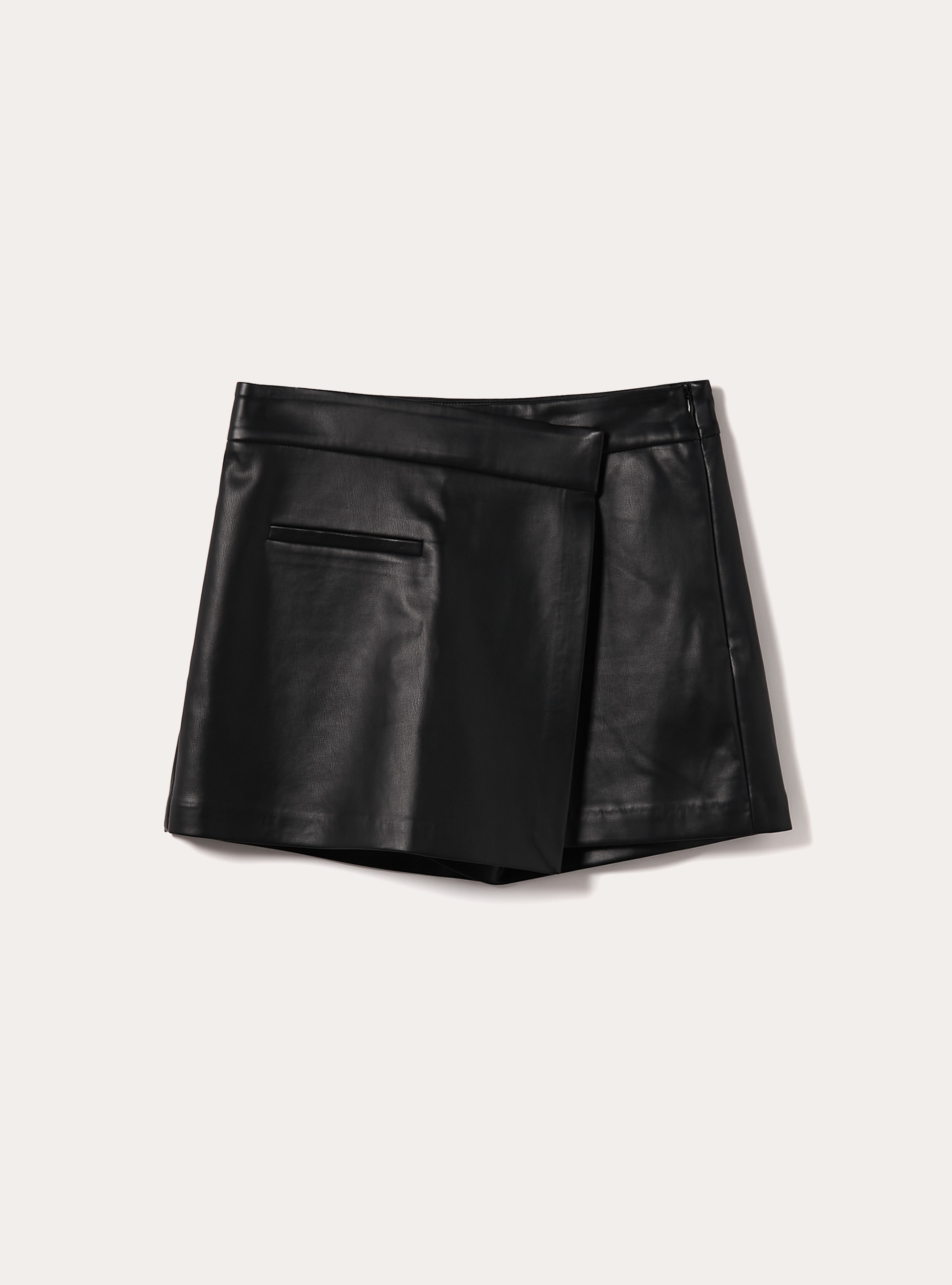 Asymmetrical leather-effect skort, BK1 BLACK