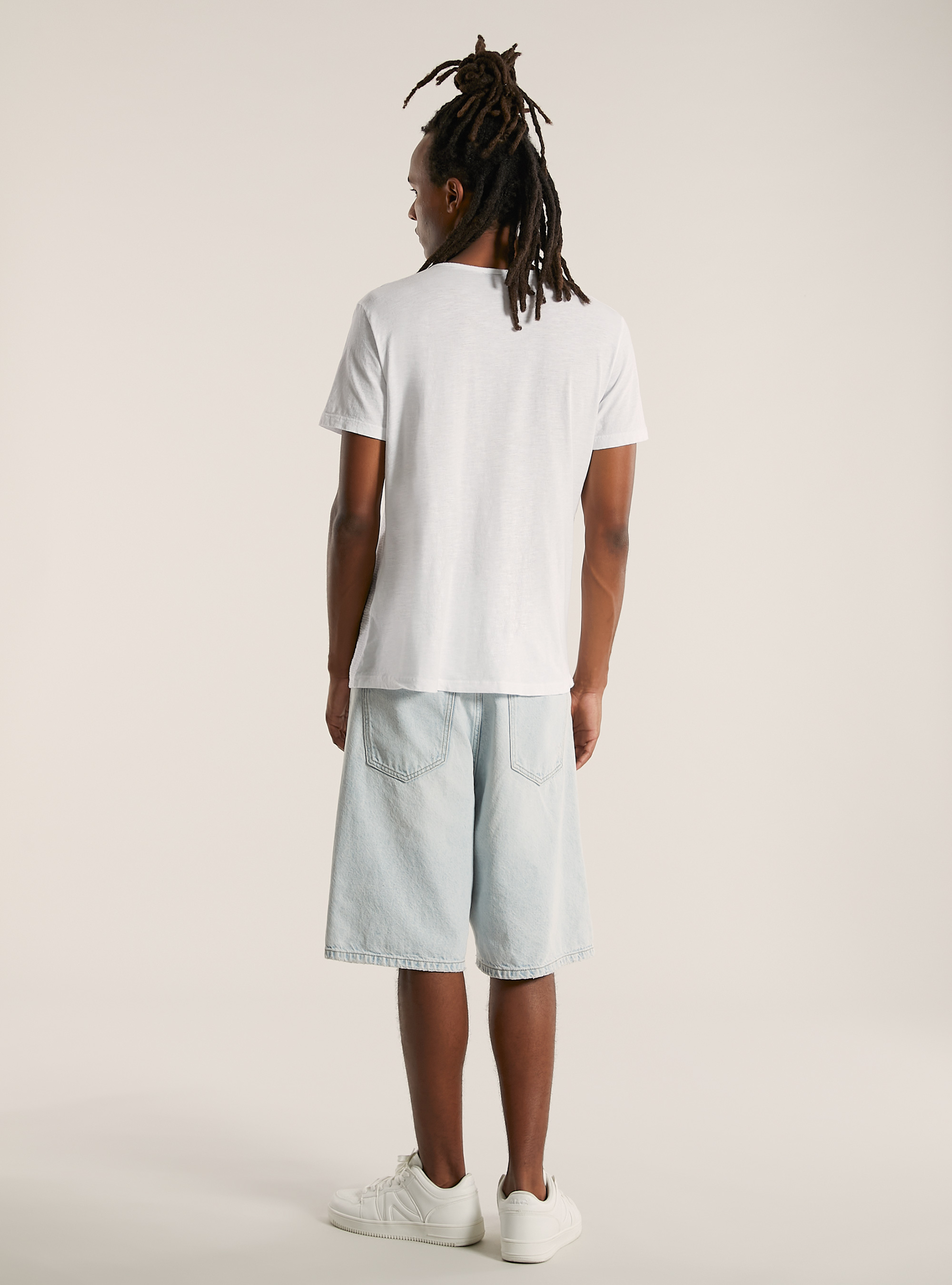 Linen blend T-shirt with v-neck and buttons, WH2 WHITE