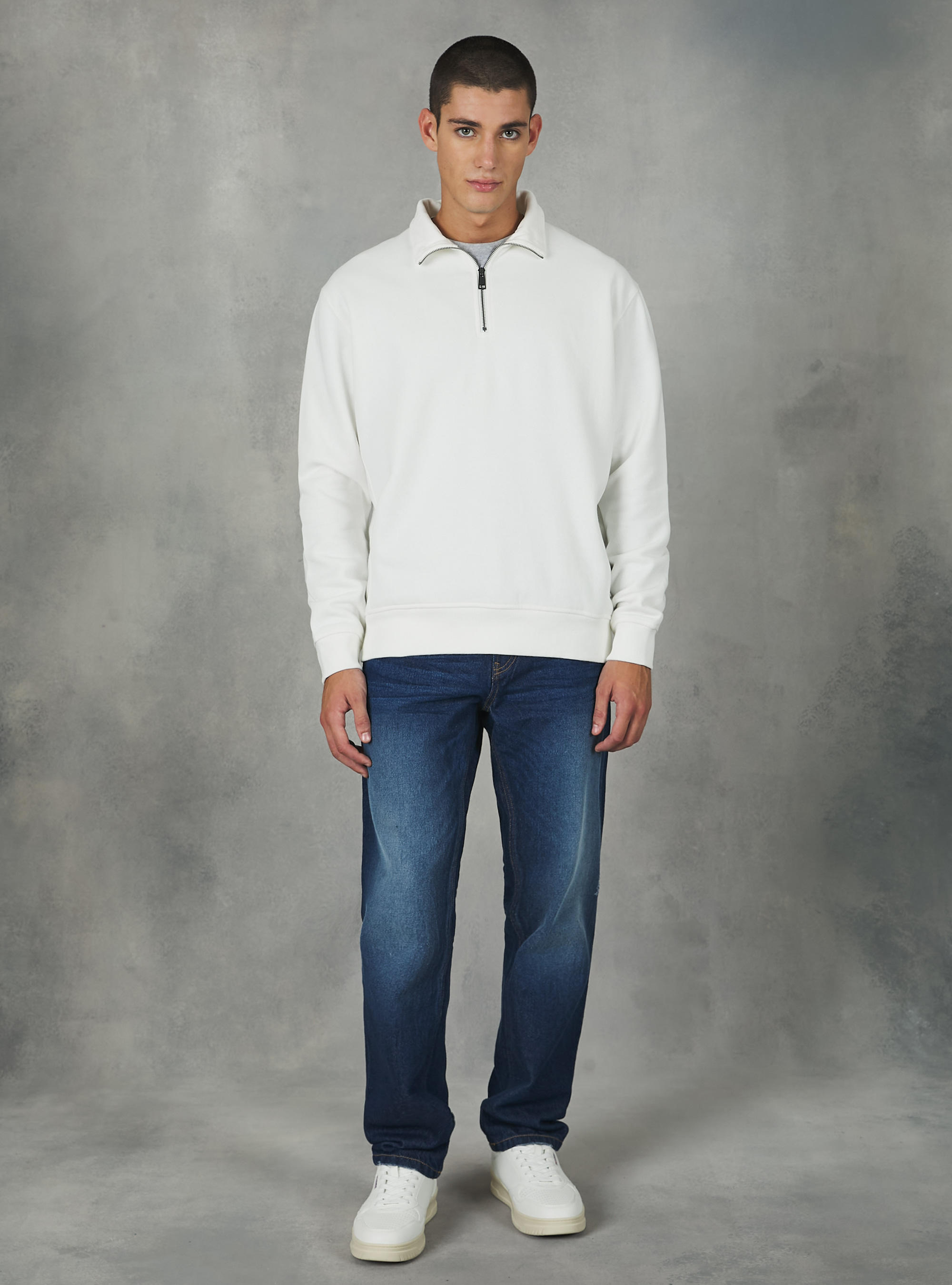 Plain-coloured half-neck sweatshirt, WH2 WHITE