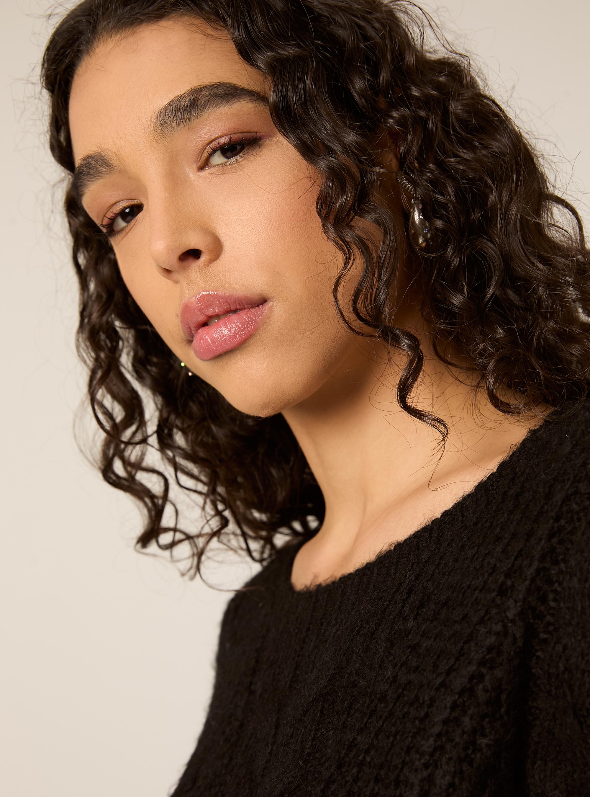 Maglia a trecce scollo a barca, BK1 BLACK