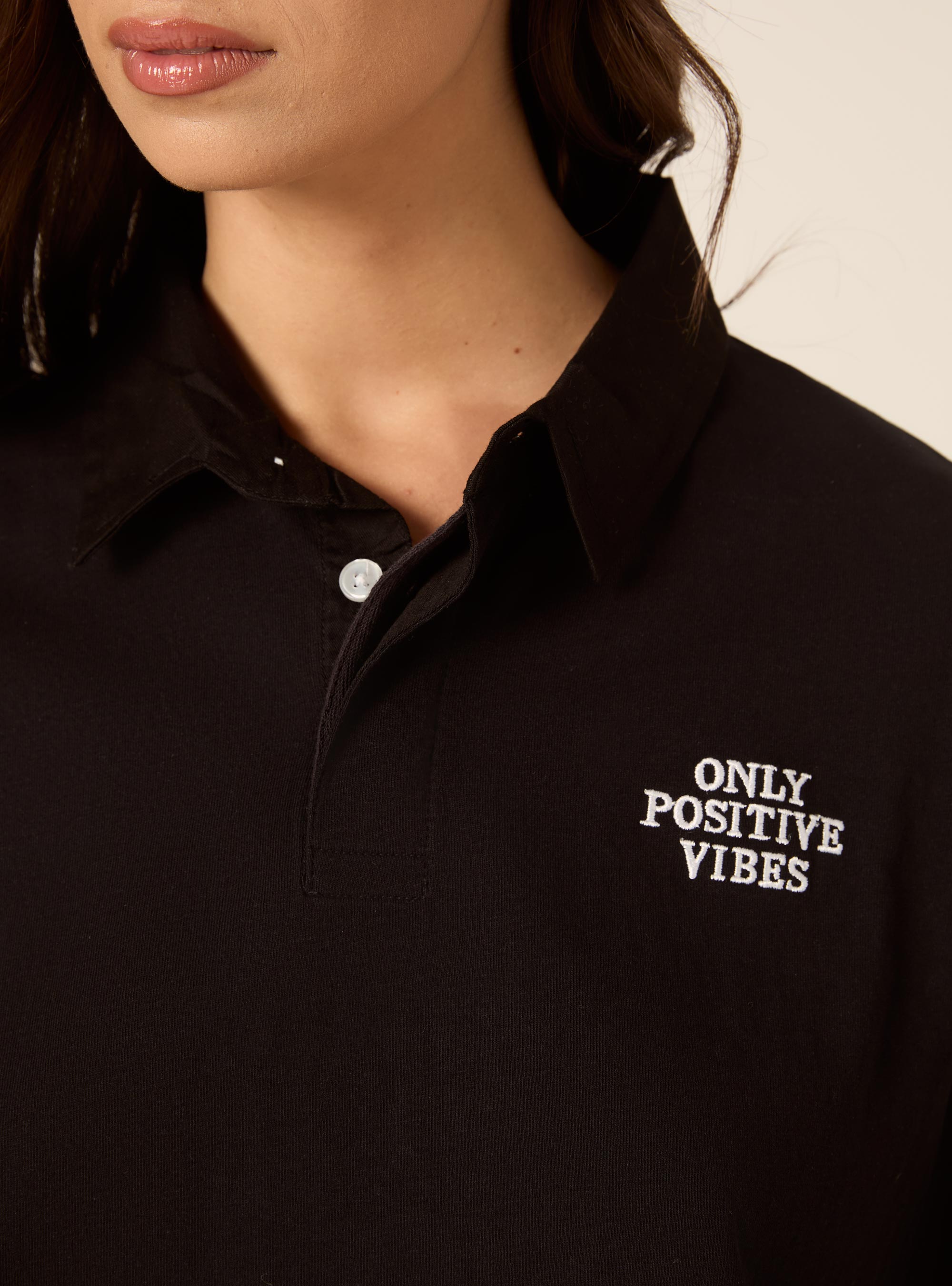 Polo crop tinta unita con ricamo, BK1 BLACK