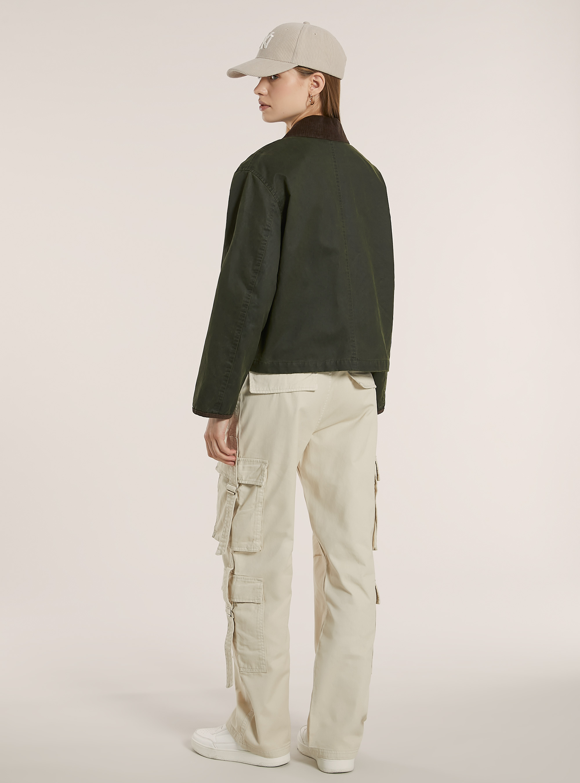 Cropped jacket with velvet collar, KY1 KAKY DARK