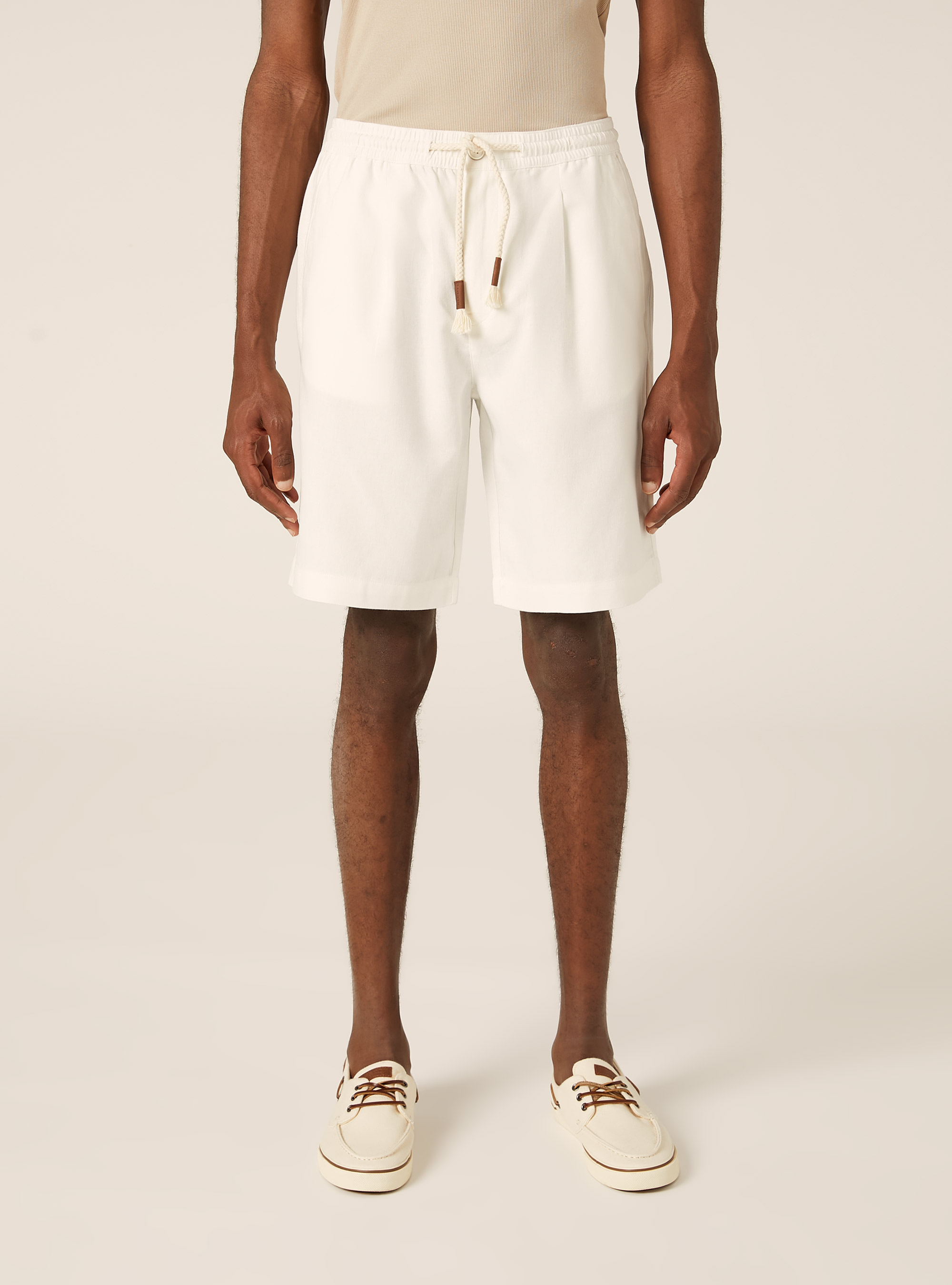 Leinen-Bermudas mit Kordelzug, WH1 OFF WHITE
