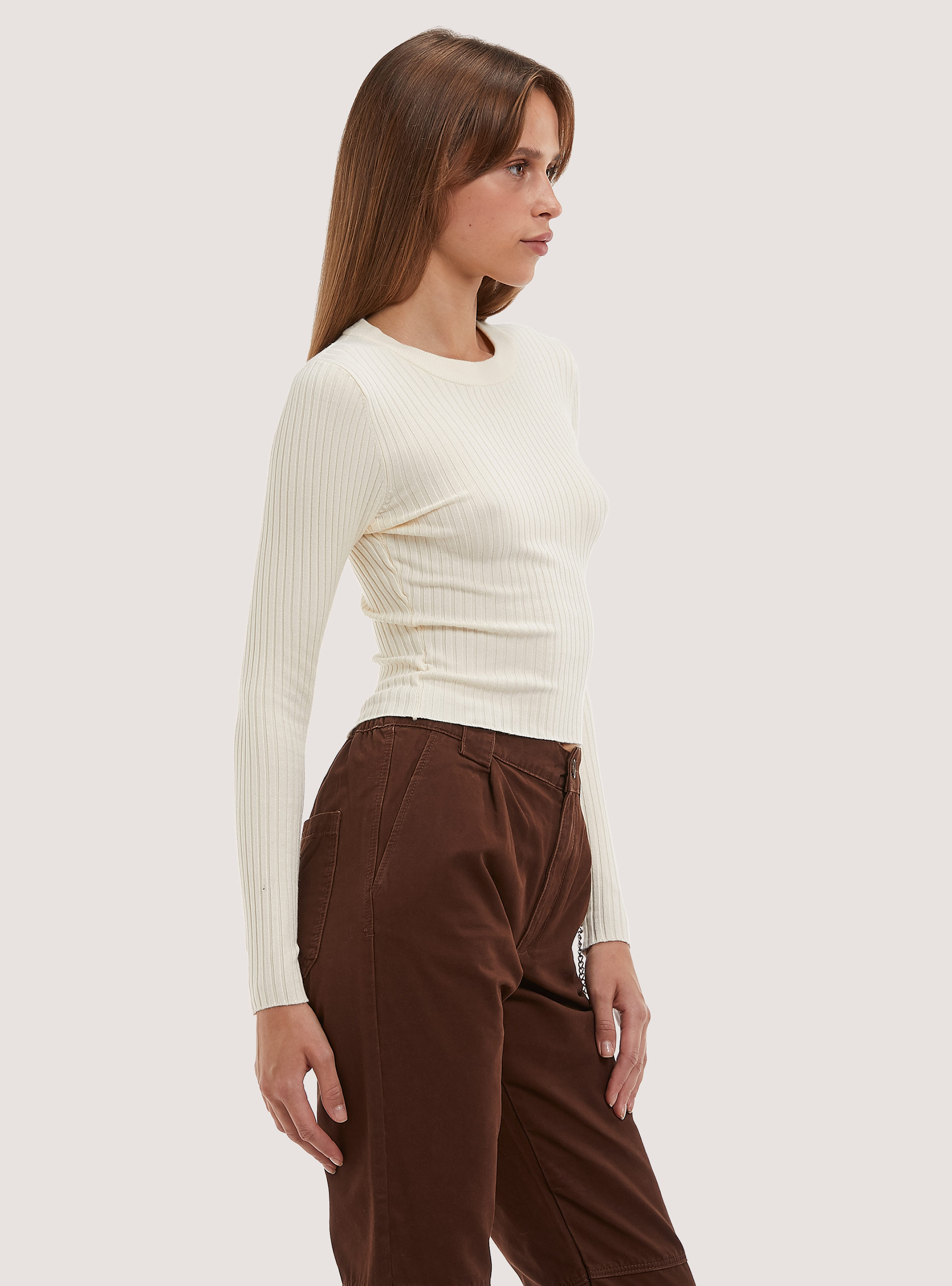 Pullover morbido cropped a costine elasticizzato, WH1 OFF WHITE