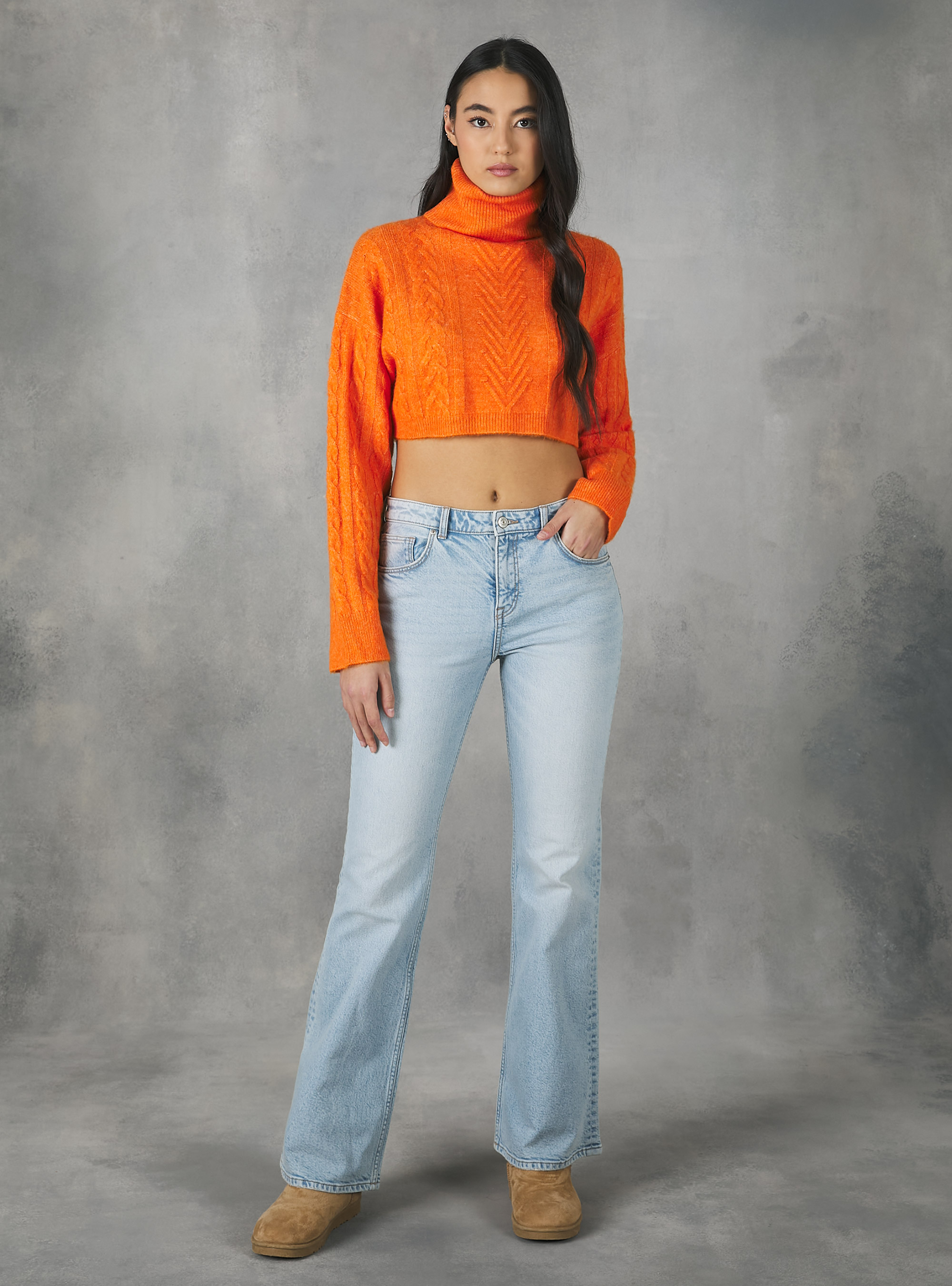 Cropped turtleneck pullover, OR2 ORANGE MED.