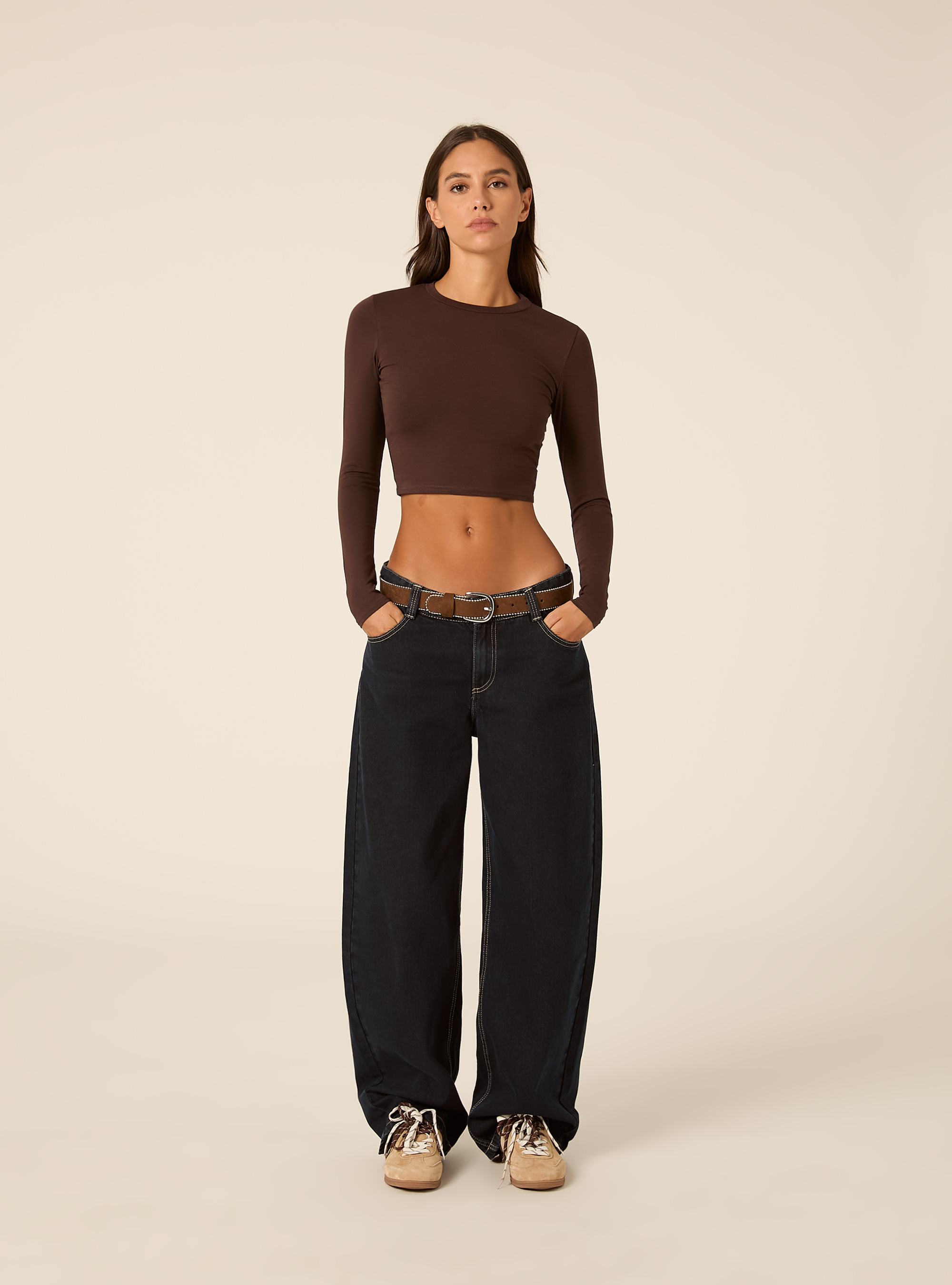 Maglia crop a maniche lunghe, BR1 BROWN DARK