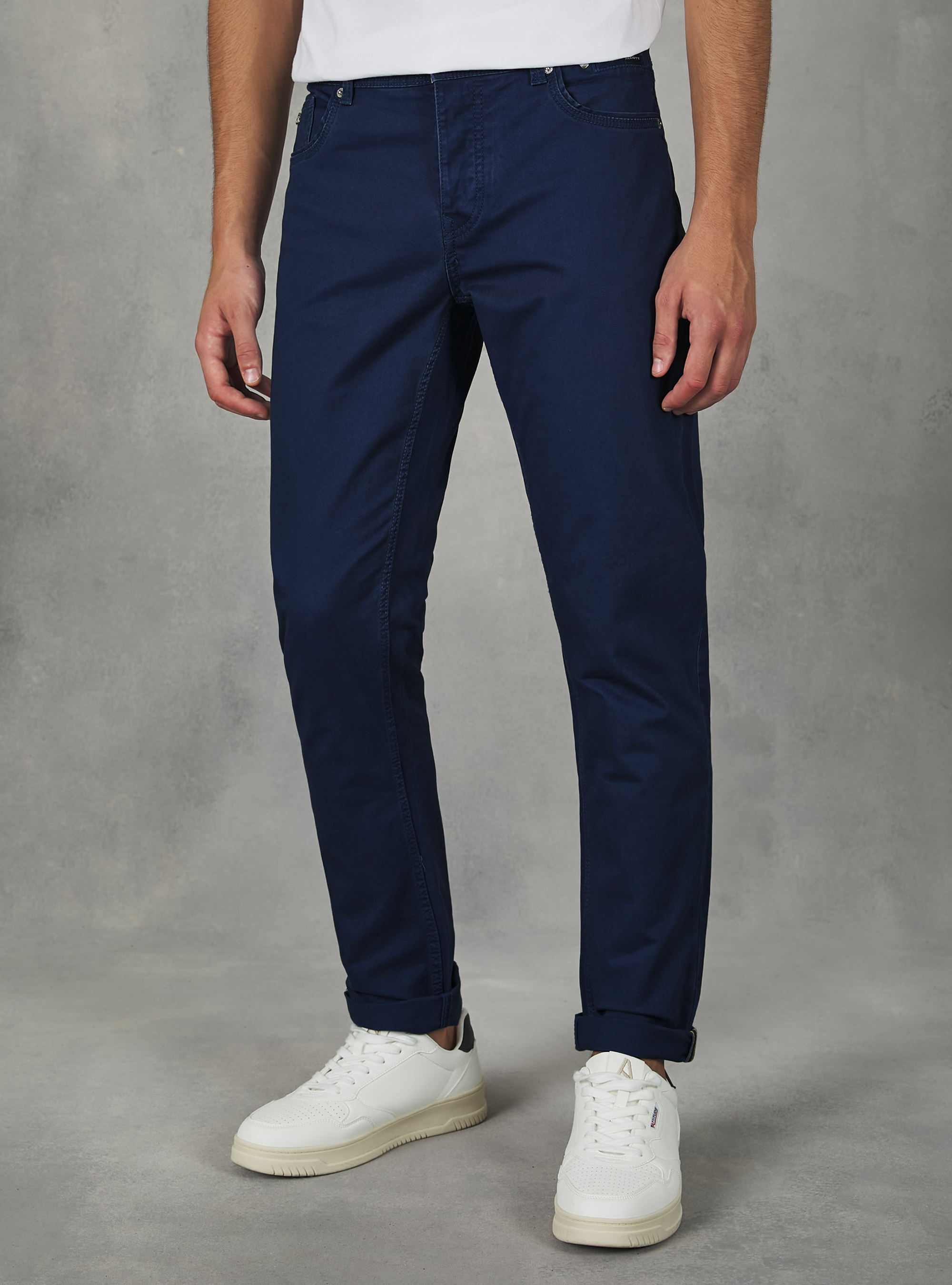 Pantalones ajustados de algod&oacute;n, NA1 NAVY DARK