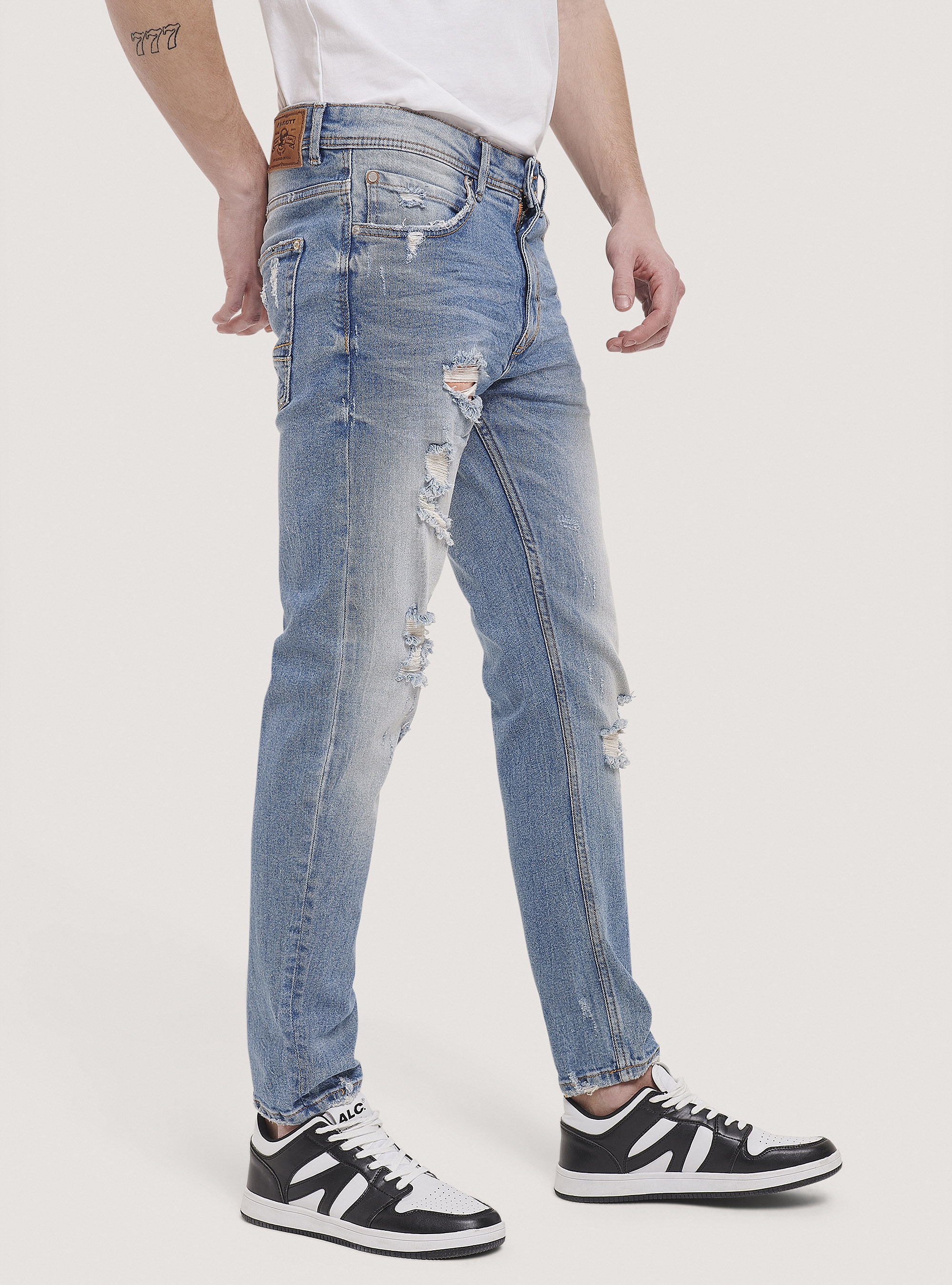 Jeans slim fit in denim stretch | Alcott | Nuova Collezione Uomo
