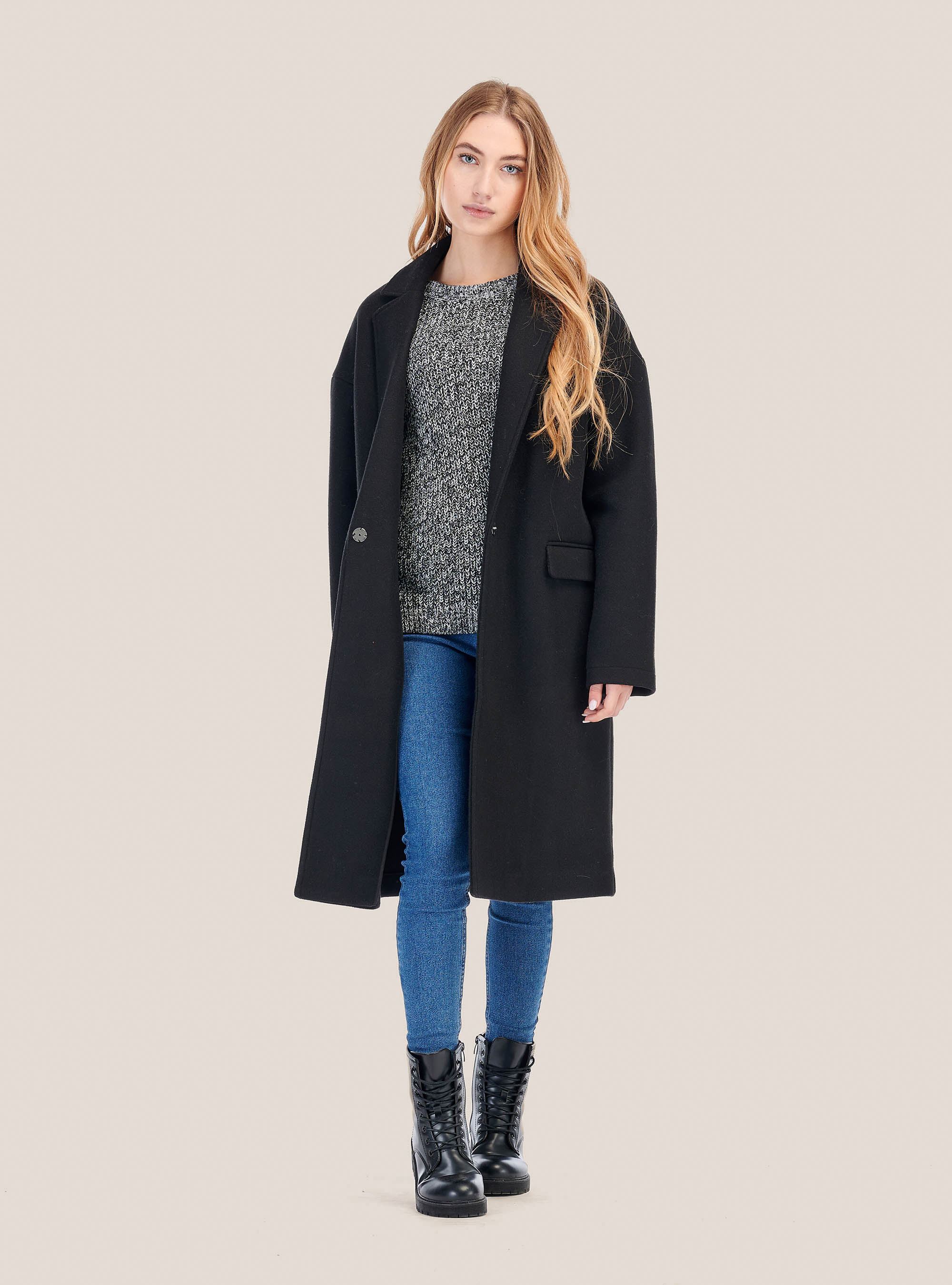 Round neck pullover with zip on the back, C101 BLACK/C004 OFF-WHITE