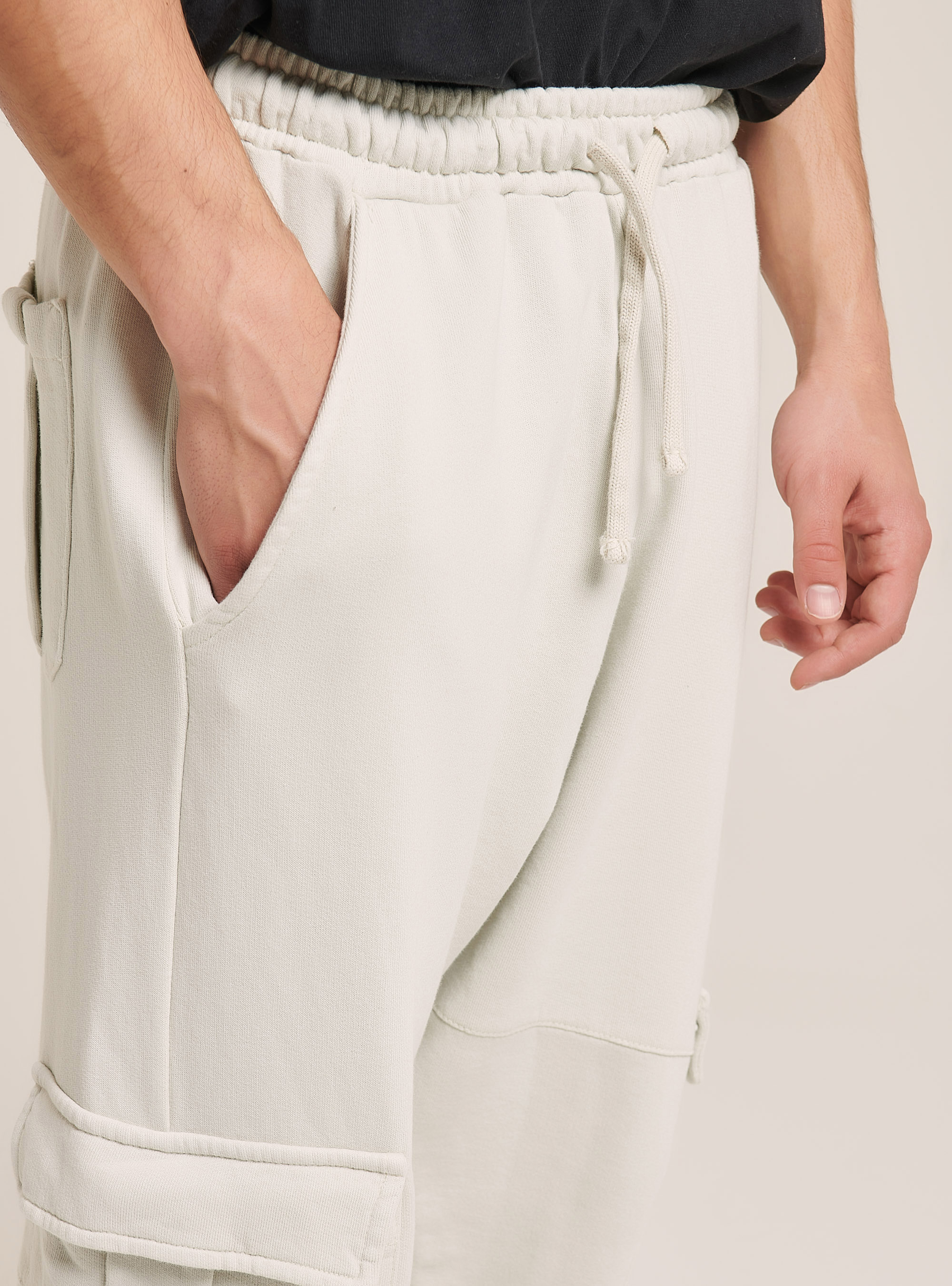 Jogger trousers with large pockets, C141 CREAM