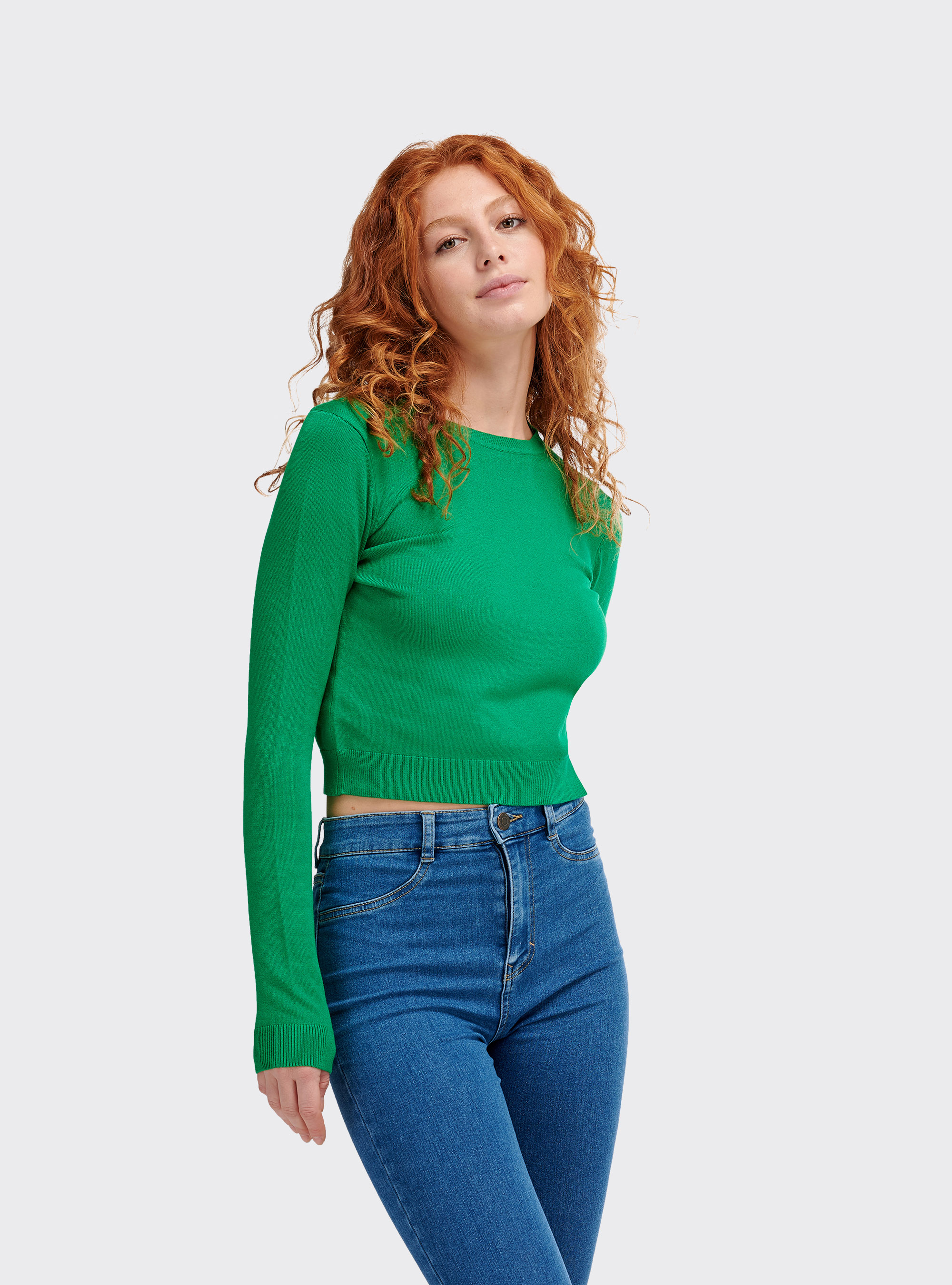Kurz geschnittener Basic-Pullover mit bequemer Passform, C3384 GREEN