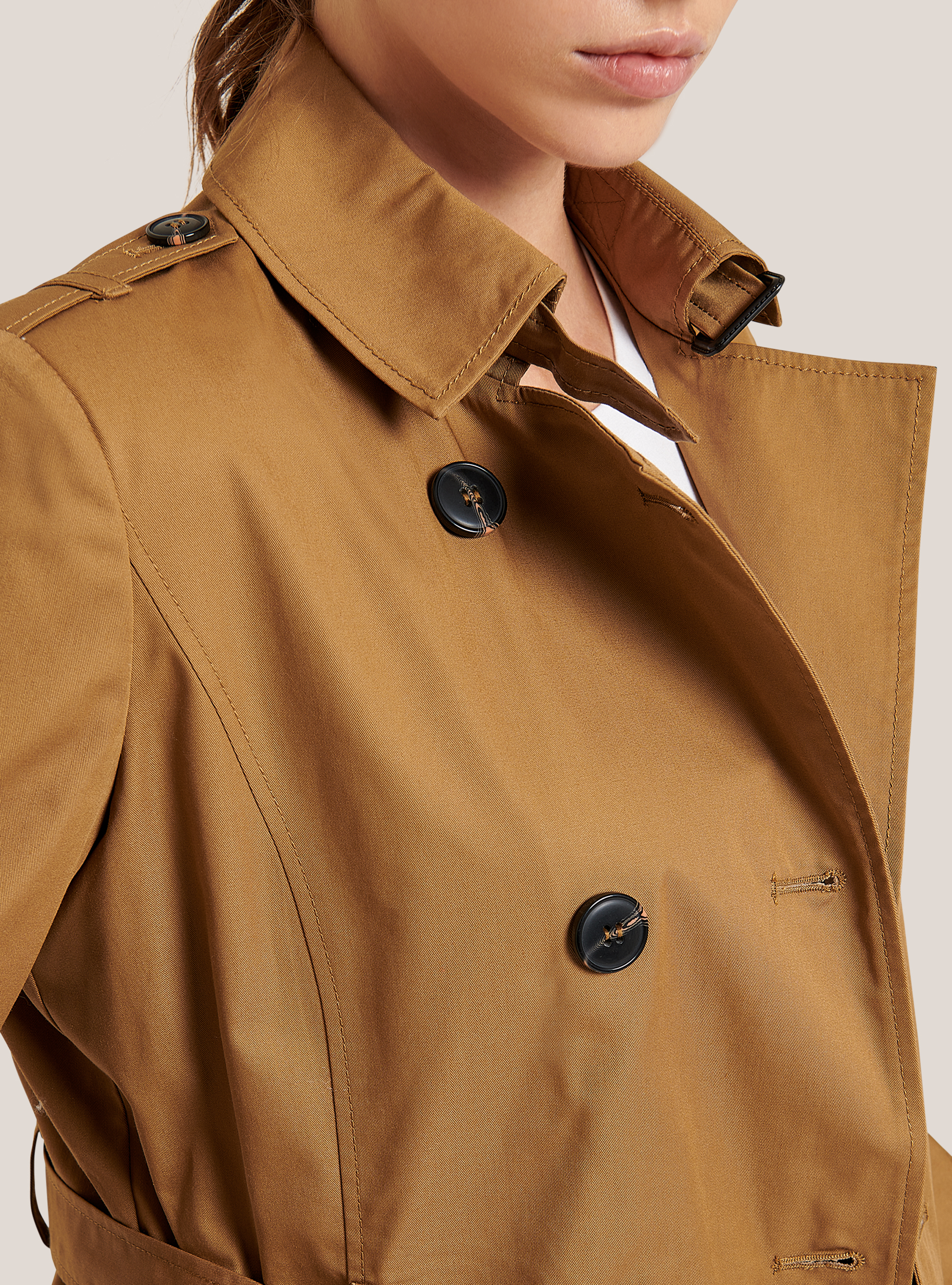 Trench coat with belt, C5507 TOBACCO