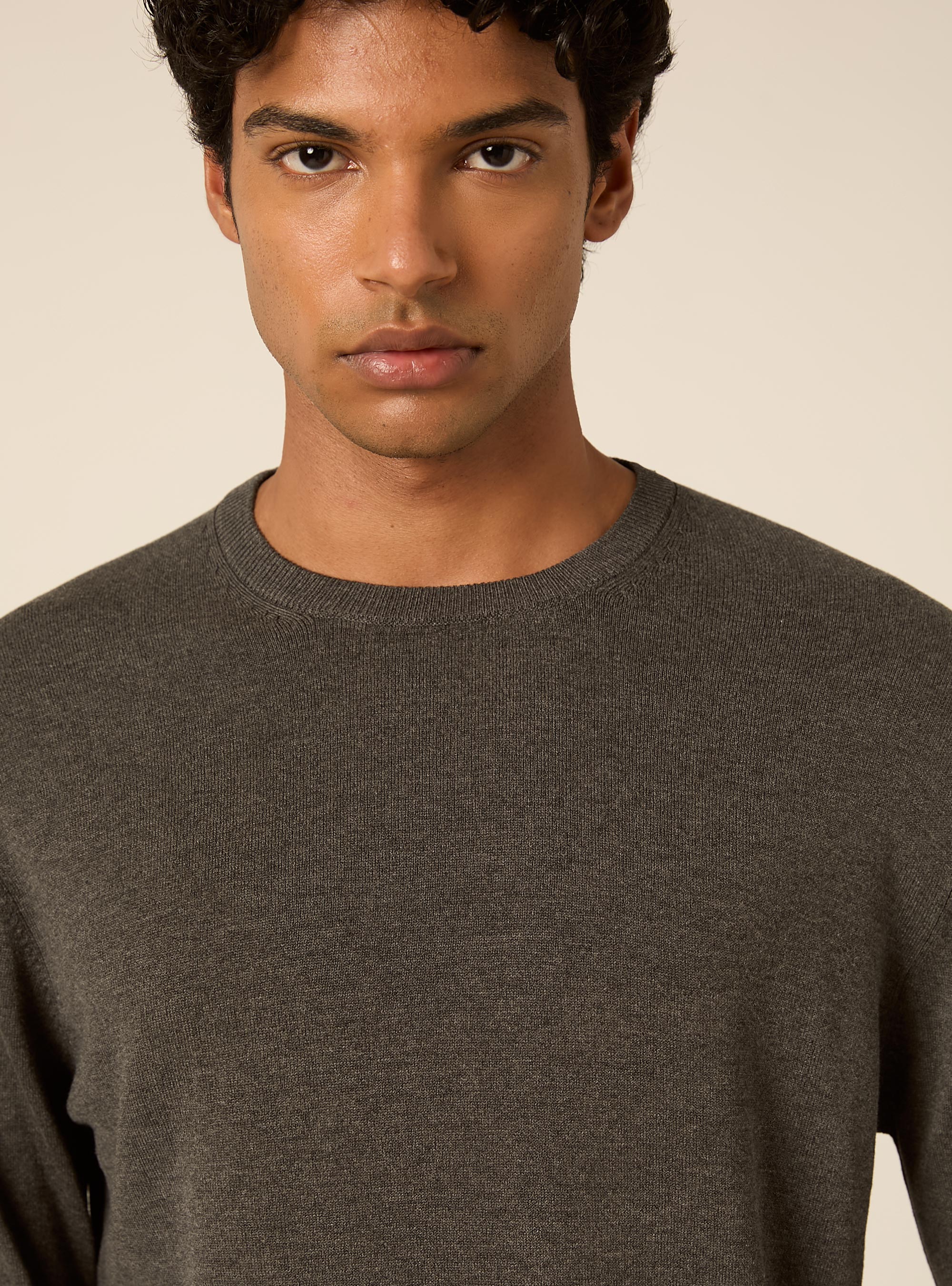 Pullover girocollo in viscosa, GRIGIO SCURO MELANGE