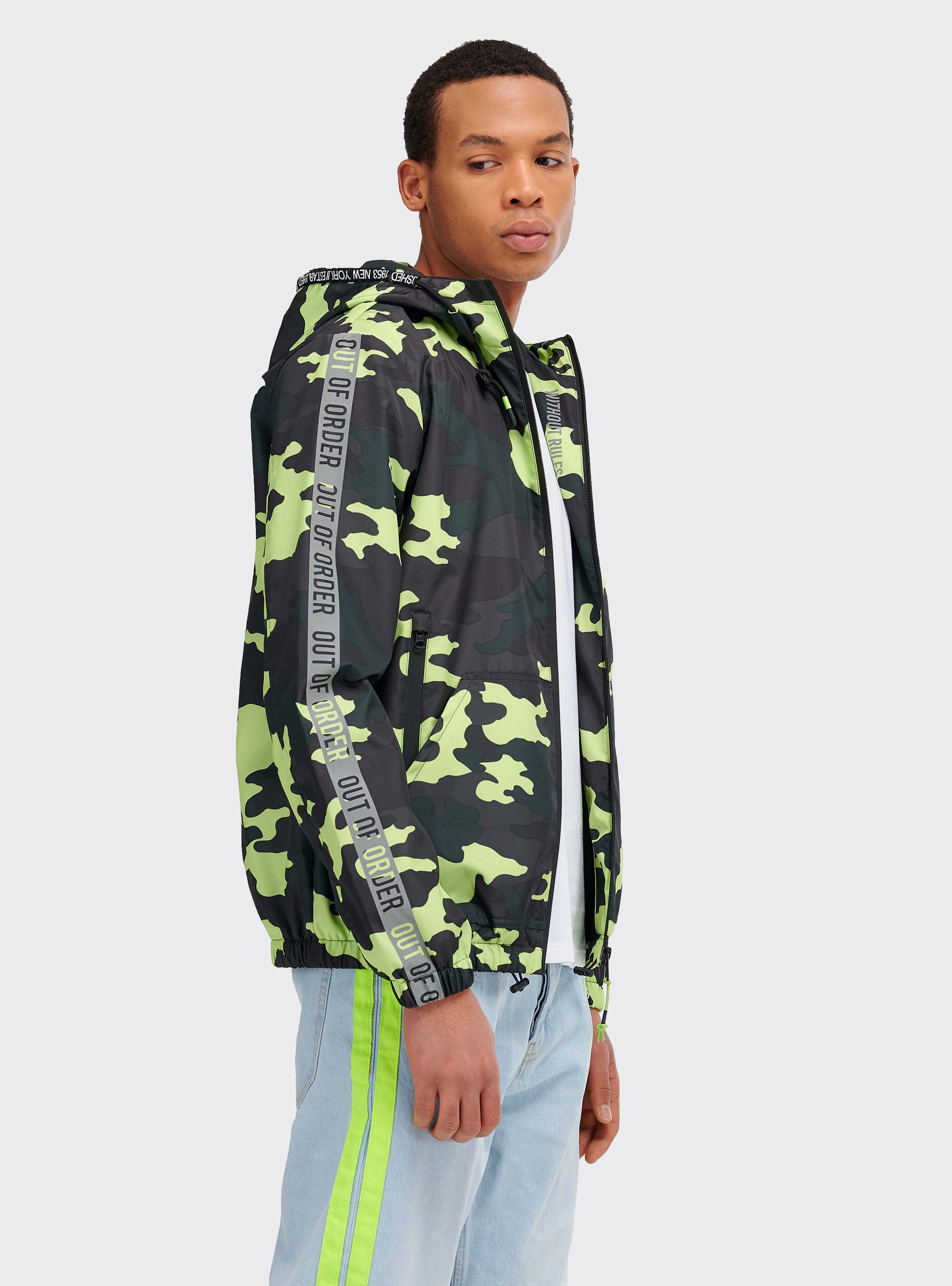 Giubbino antivento camouflage con bande laterali, CAMOUFLAGE