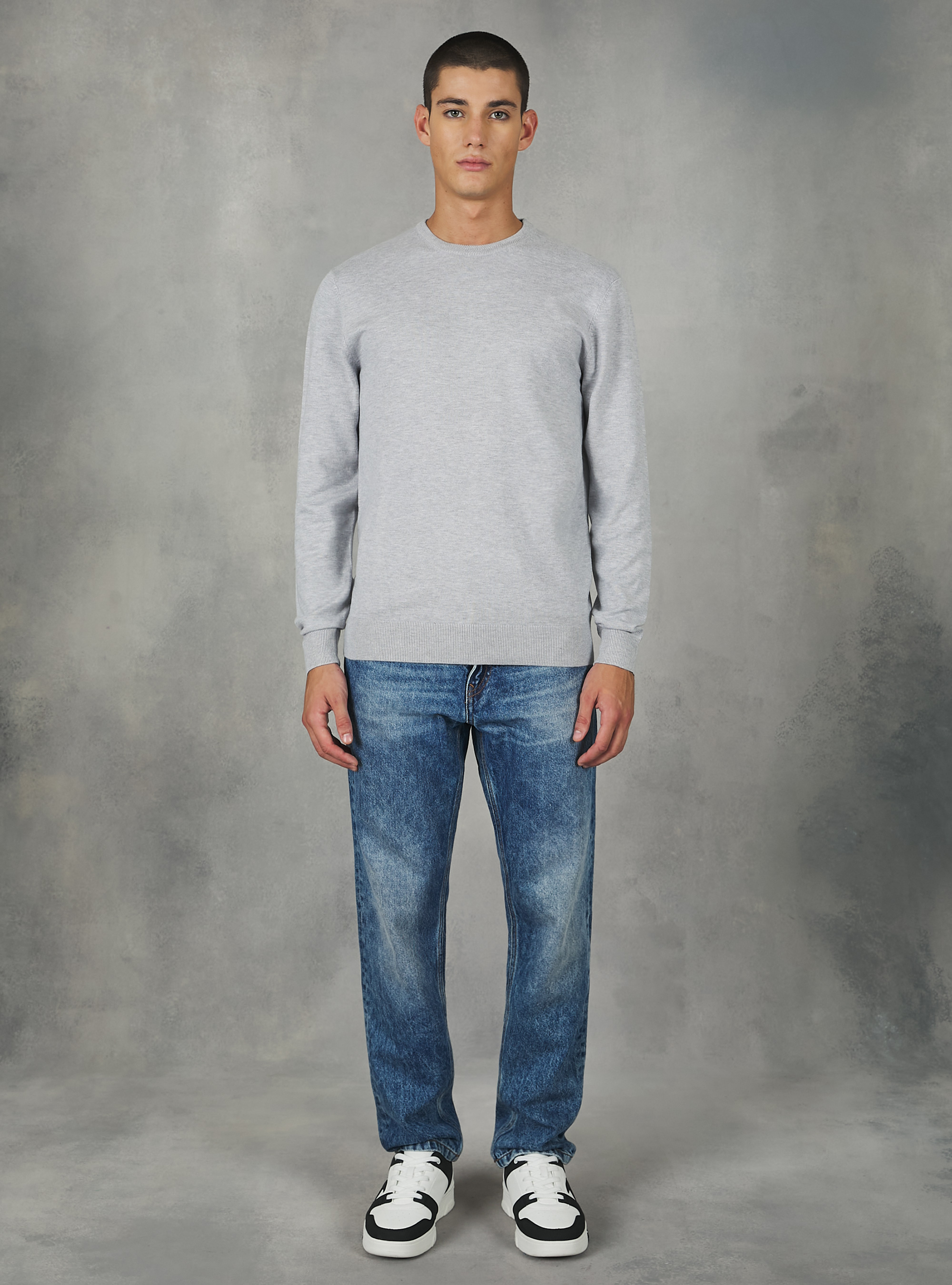 Round-neck pullover made of sustainable viscose Ecovero, MGY3 GREY MEL LIGHT