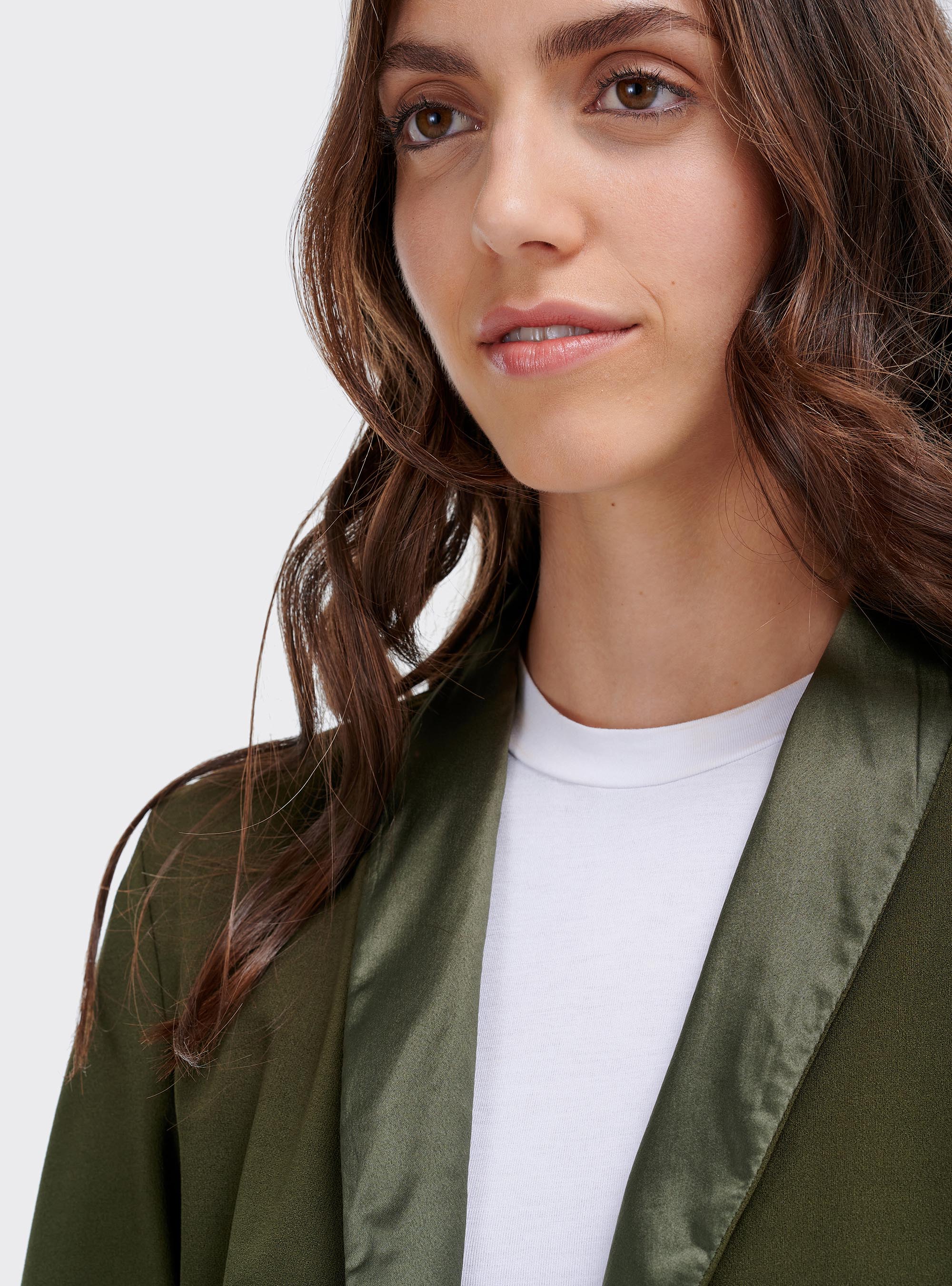 Blazer gekürzt con rever in ras, C690 GREEN