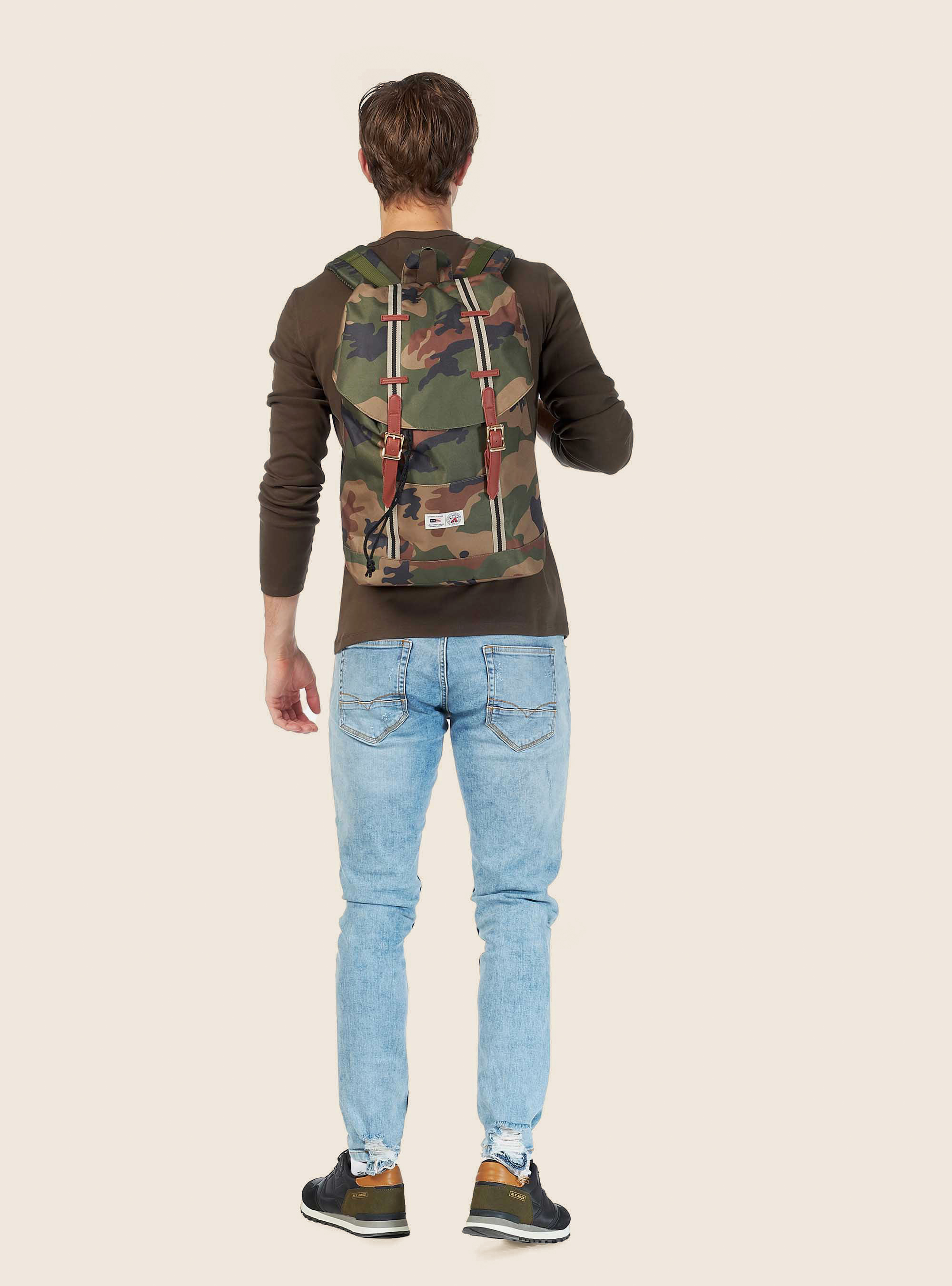 Mochila camuflaje con detalles y cierres de éco-piel, CAMOUFLAGE