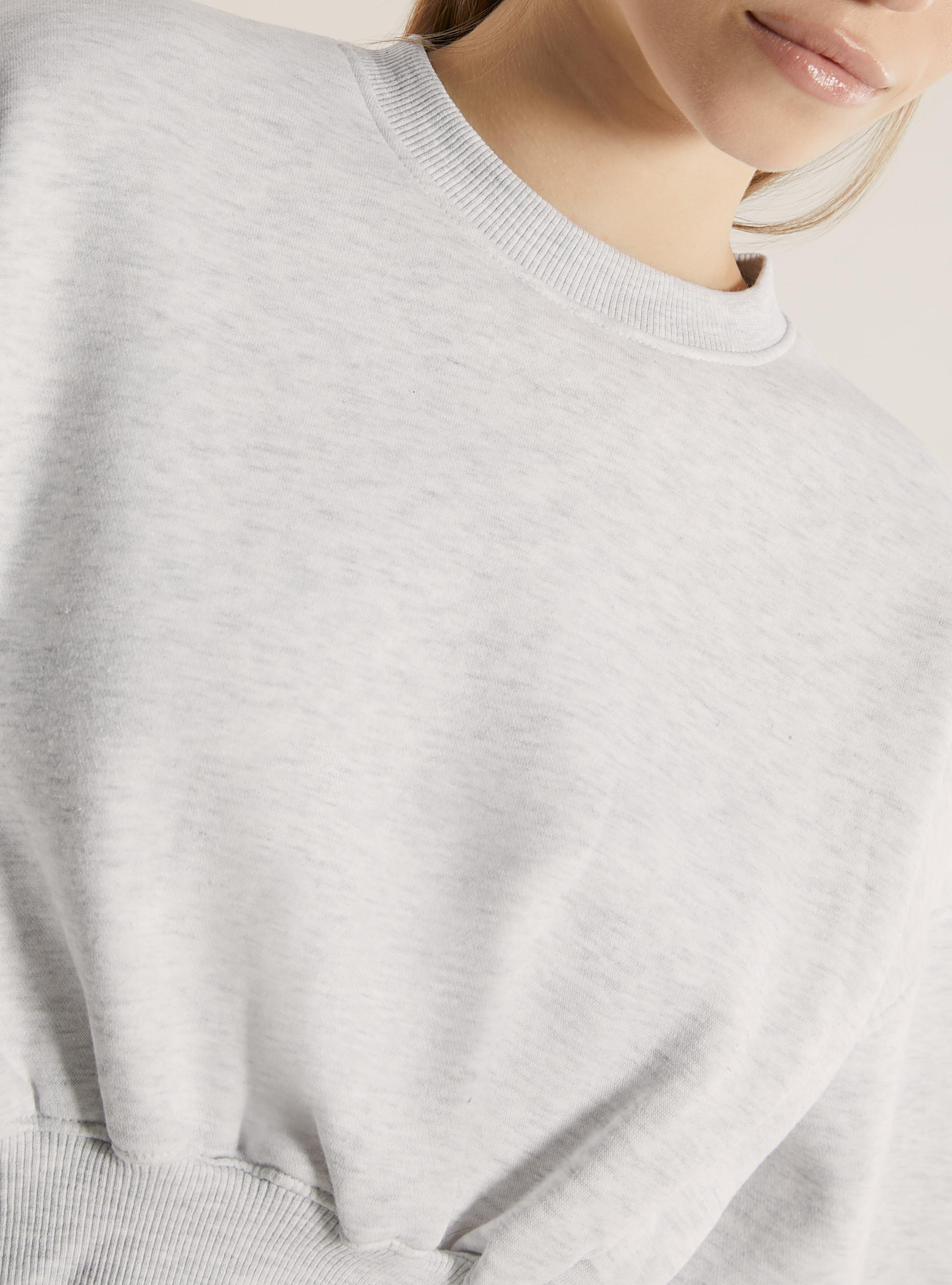 Baumwoll-Crop-Sweatshirt mit Rundhalsausschnitt, MGY3 GREY MEL LIGHT