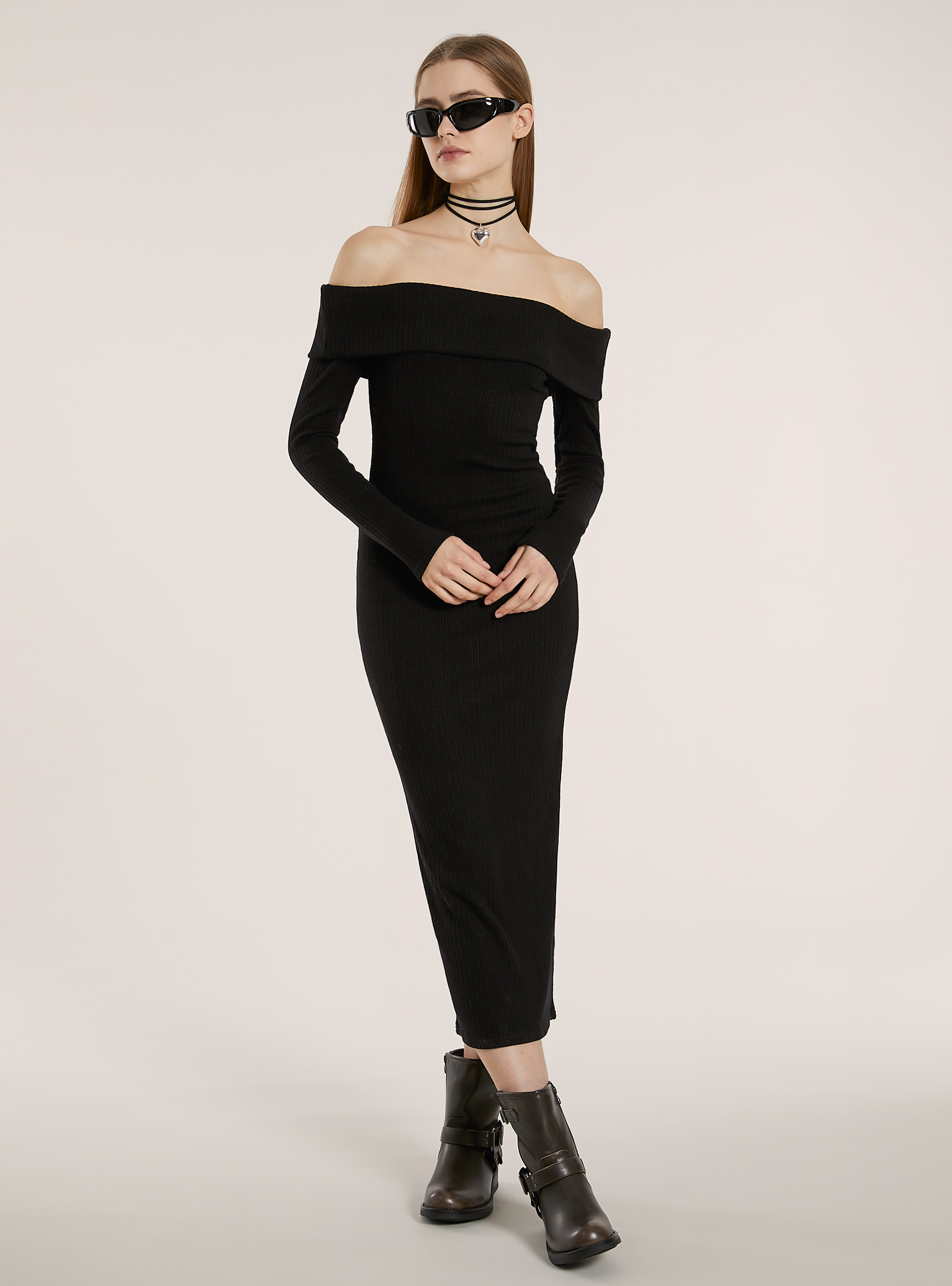 Long knit dress with Bardot neckline, BK1 BLACK