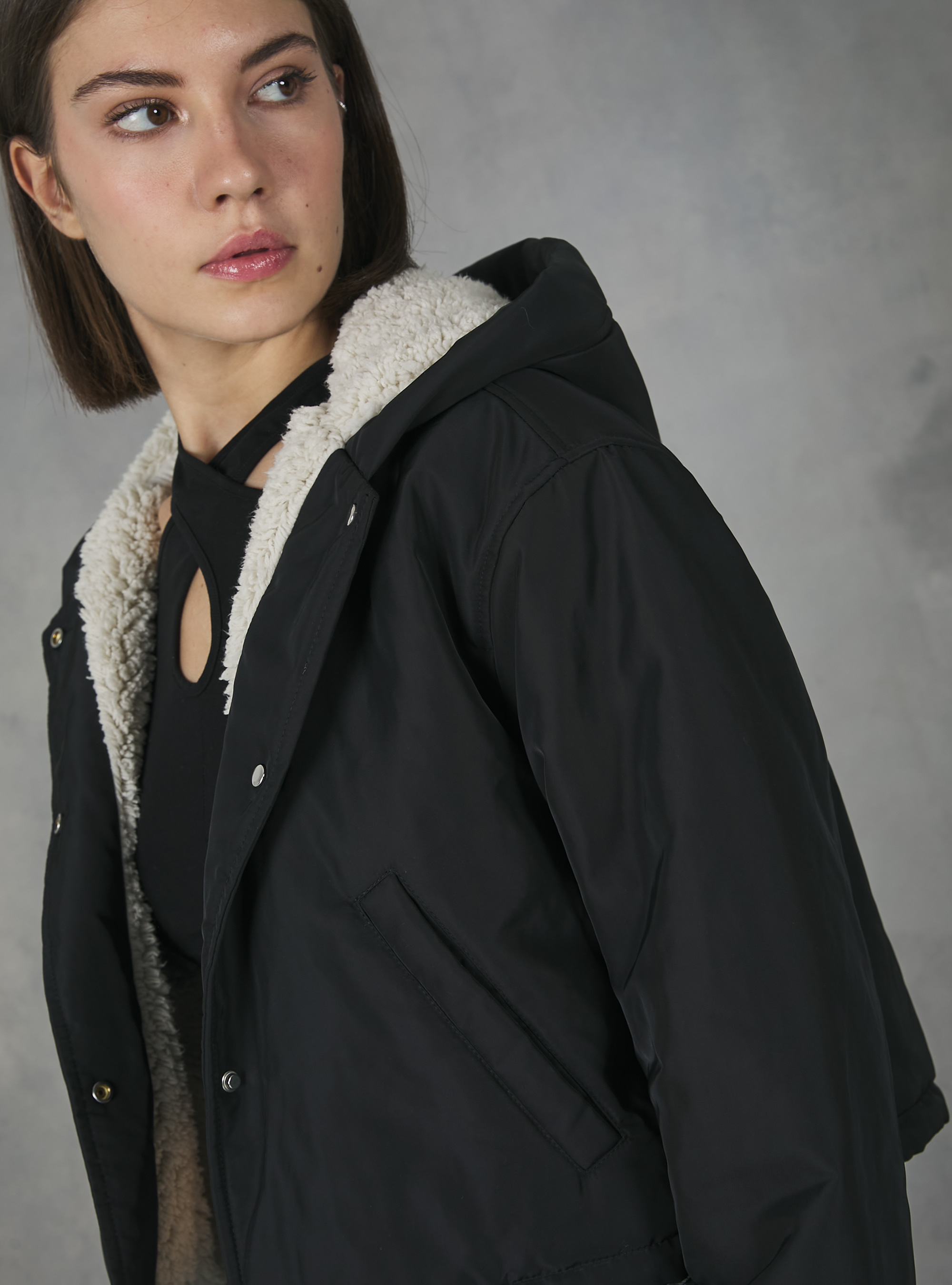 Cropped jacket with teddy lining, BK1 BLACK