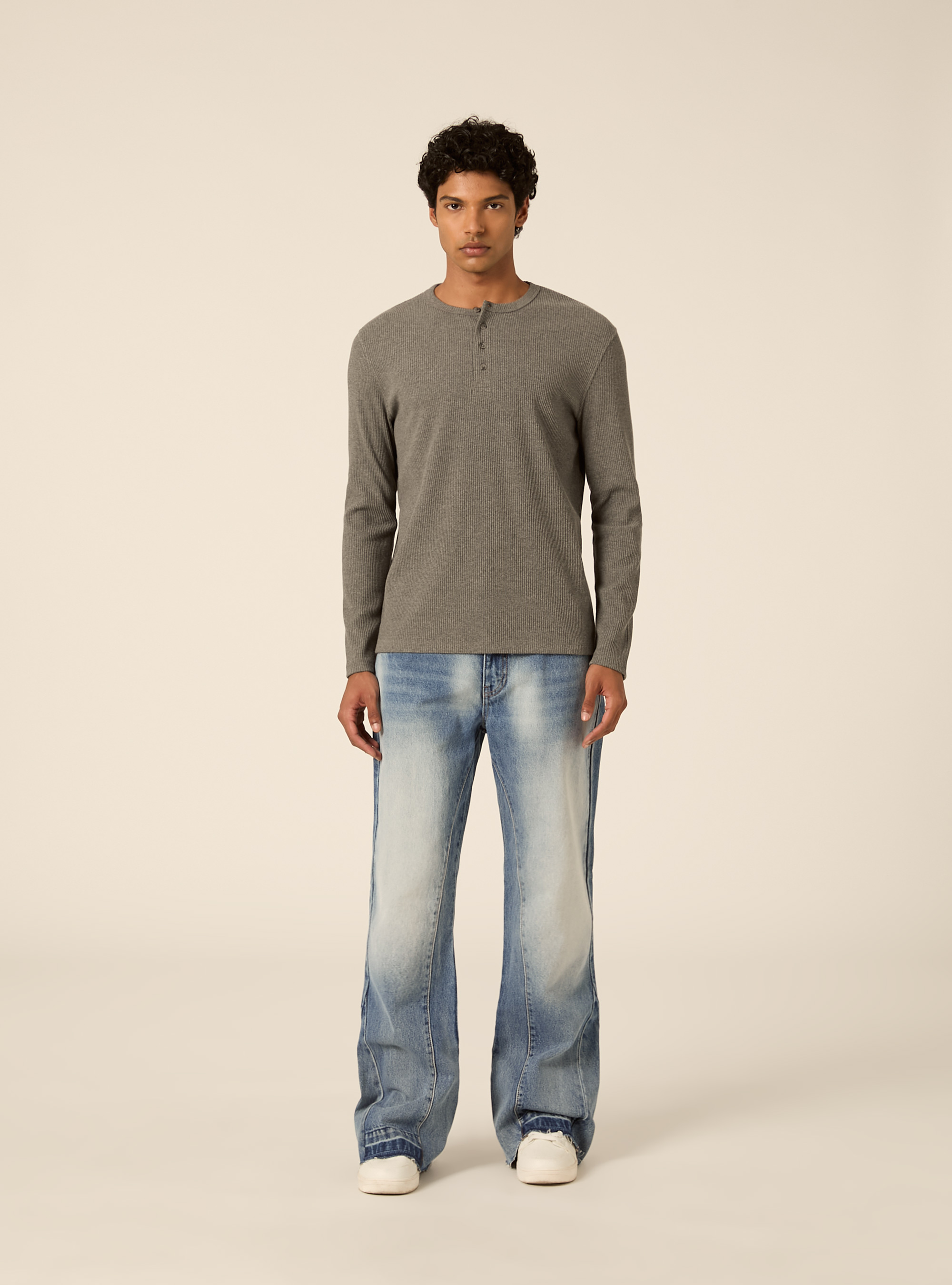 T-shirt henley a coste con  manica lunga, MGY1 GREY MEL DARK