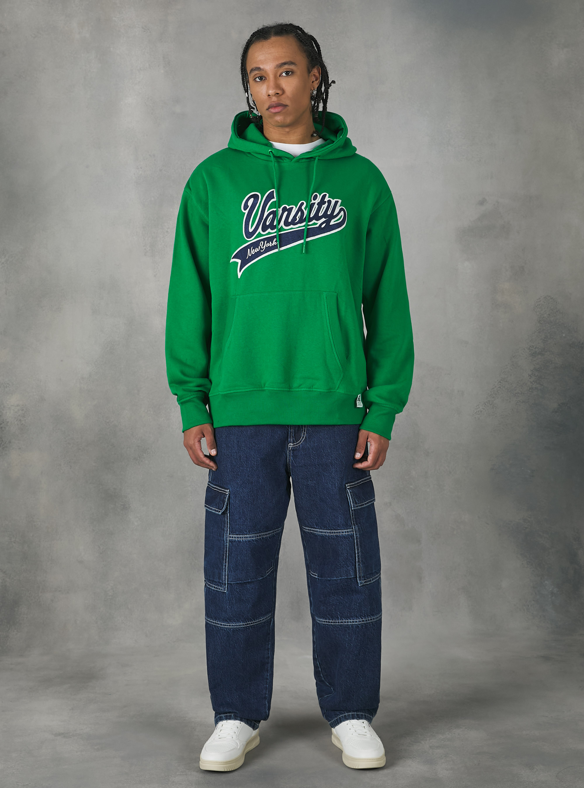 Hoodie with college patch, GN2 GREEN MEDIUM