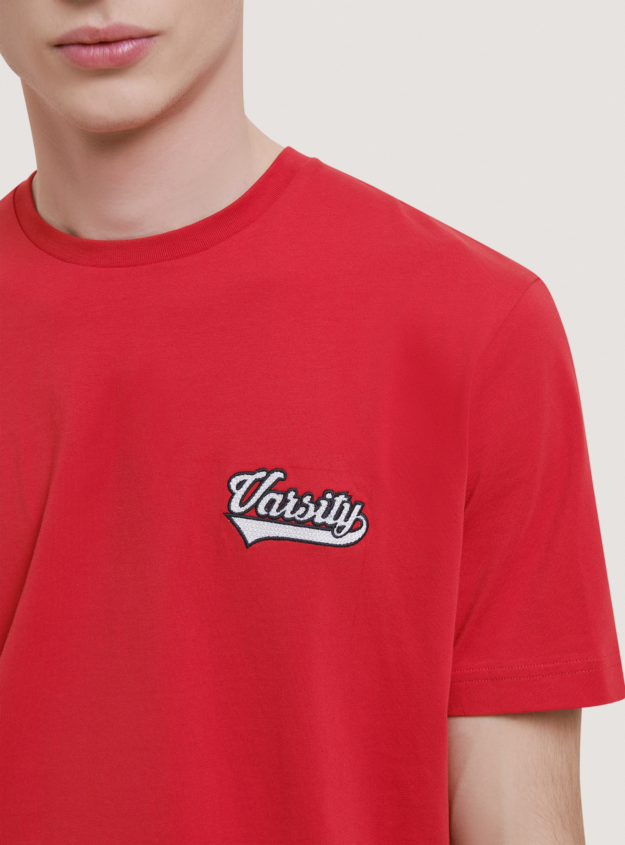 Maglietta in cotone con patch Varsity, C3376 RED