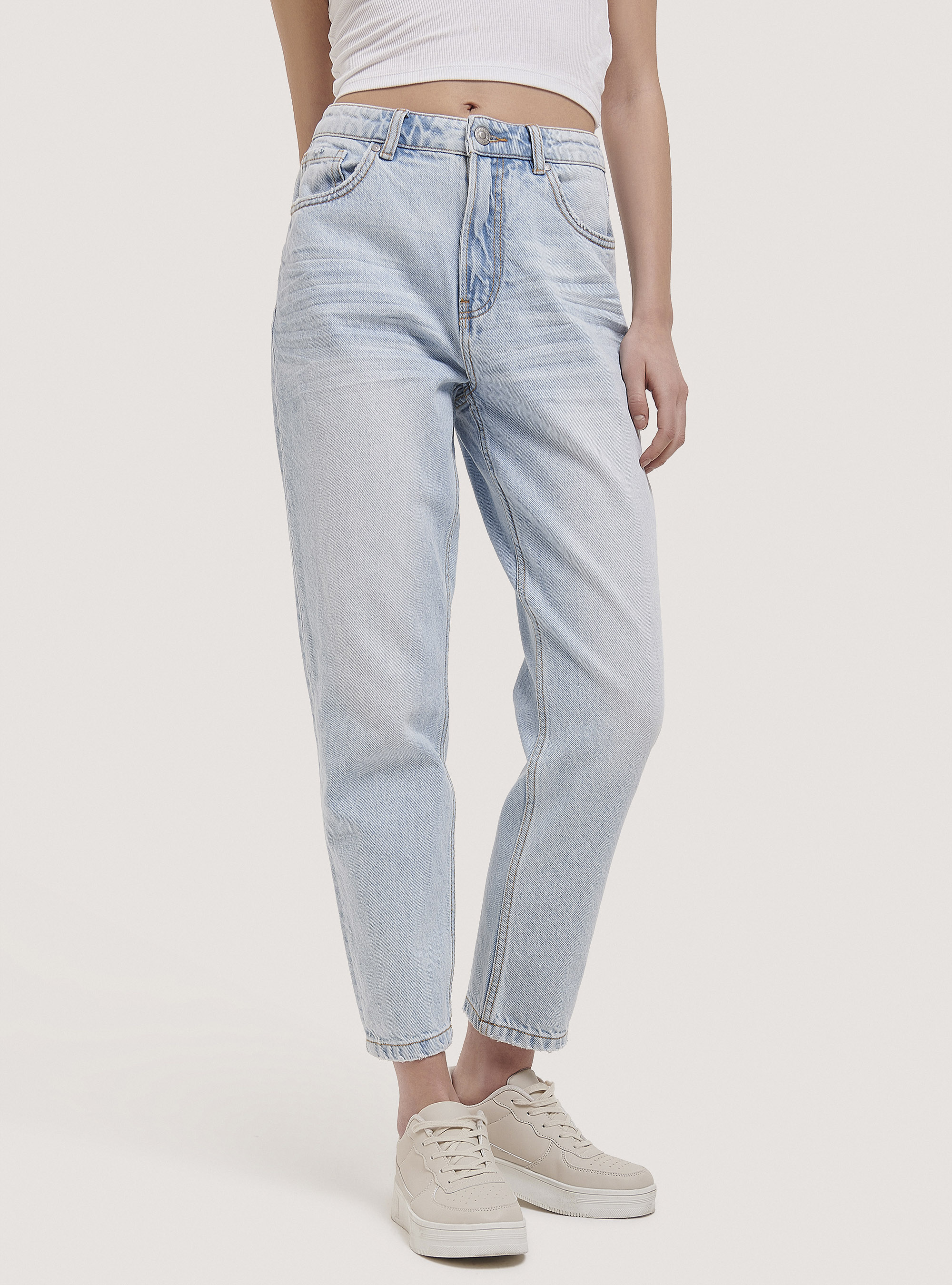 Jeans mom fit in cotone, D007 LIGHT AZURE