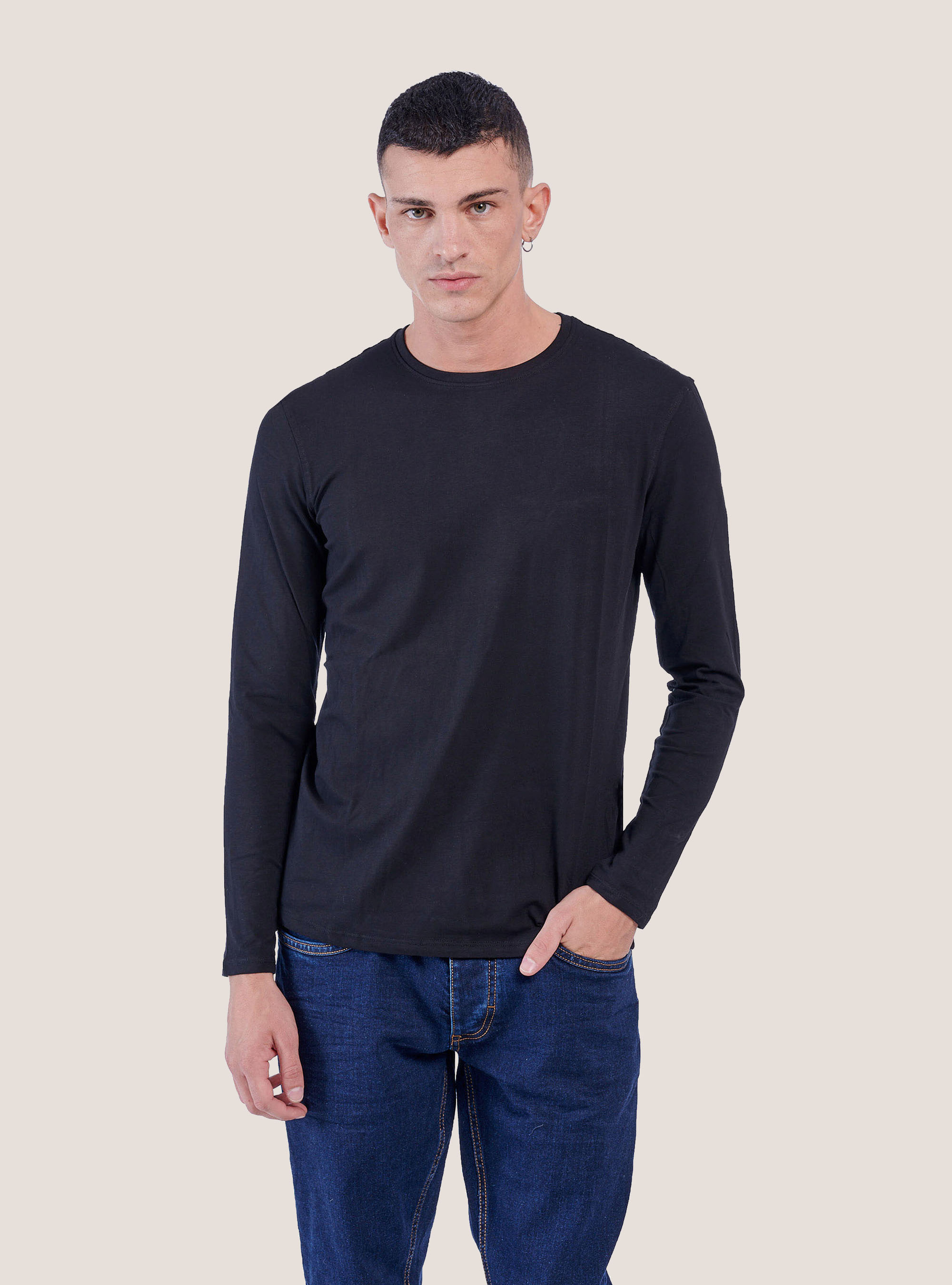 Langärmliges, basisches T-Shirt, C101 BLACK