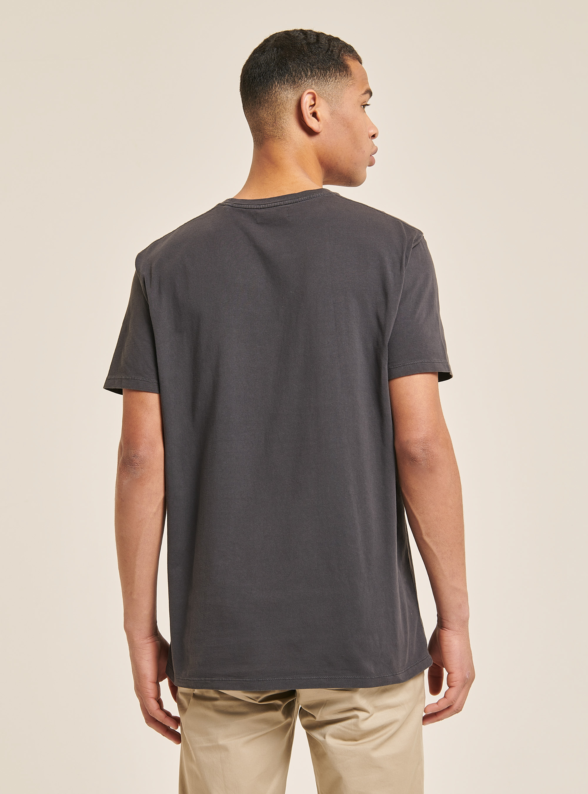 T-shirt &agrave; col ras du cou avec poche en coton, C1111 BLACK