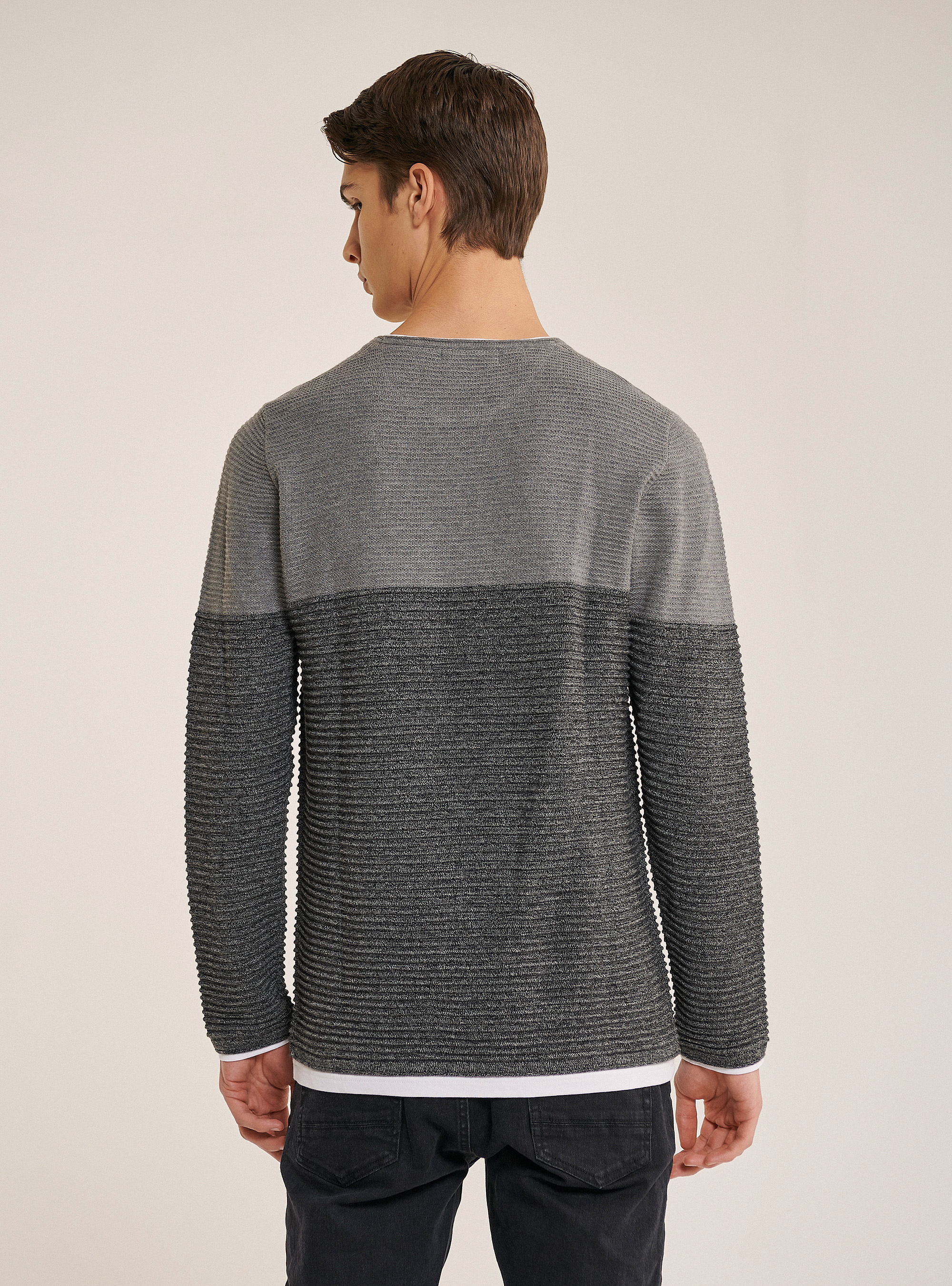 Pullover Rolling Kragen mit T-Shirt Details, C150 GREY M