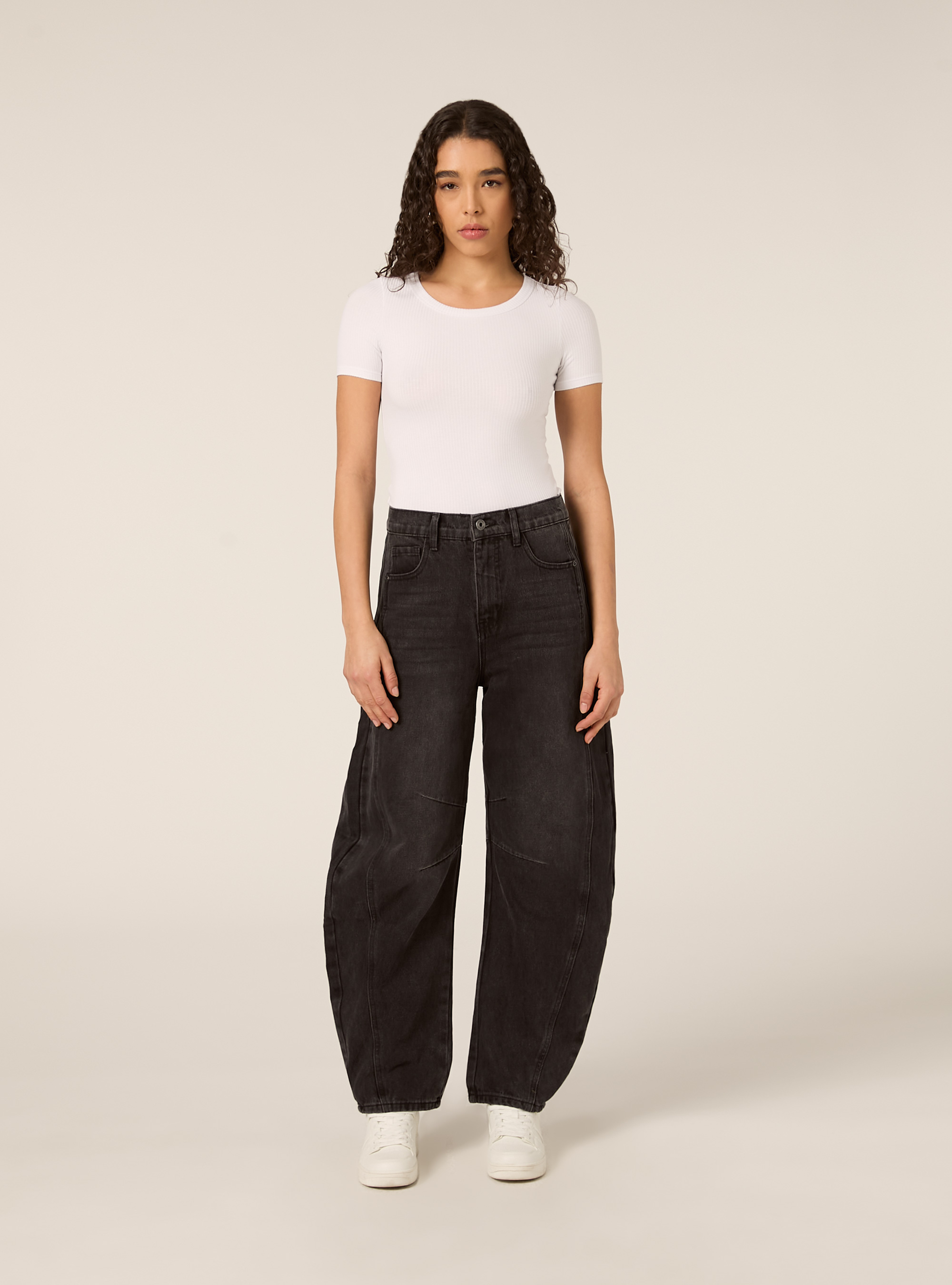 Jeans balloon con tagli ginocchio, D000 BLACK