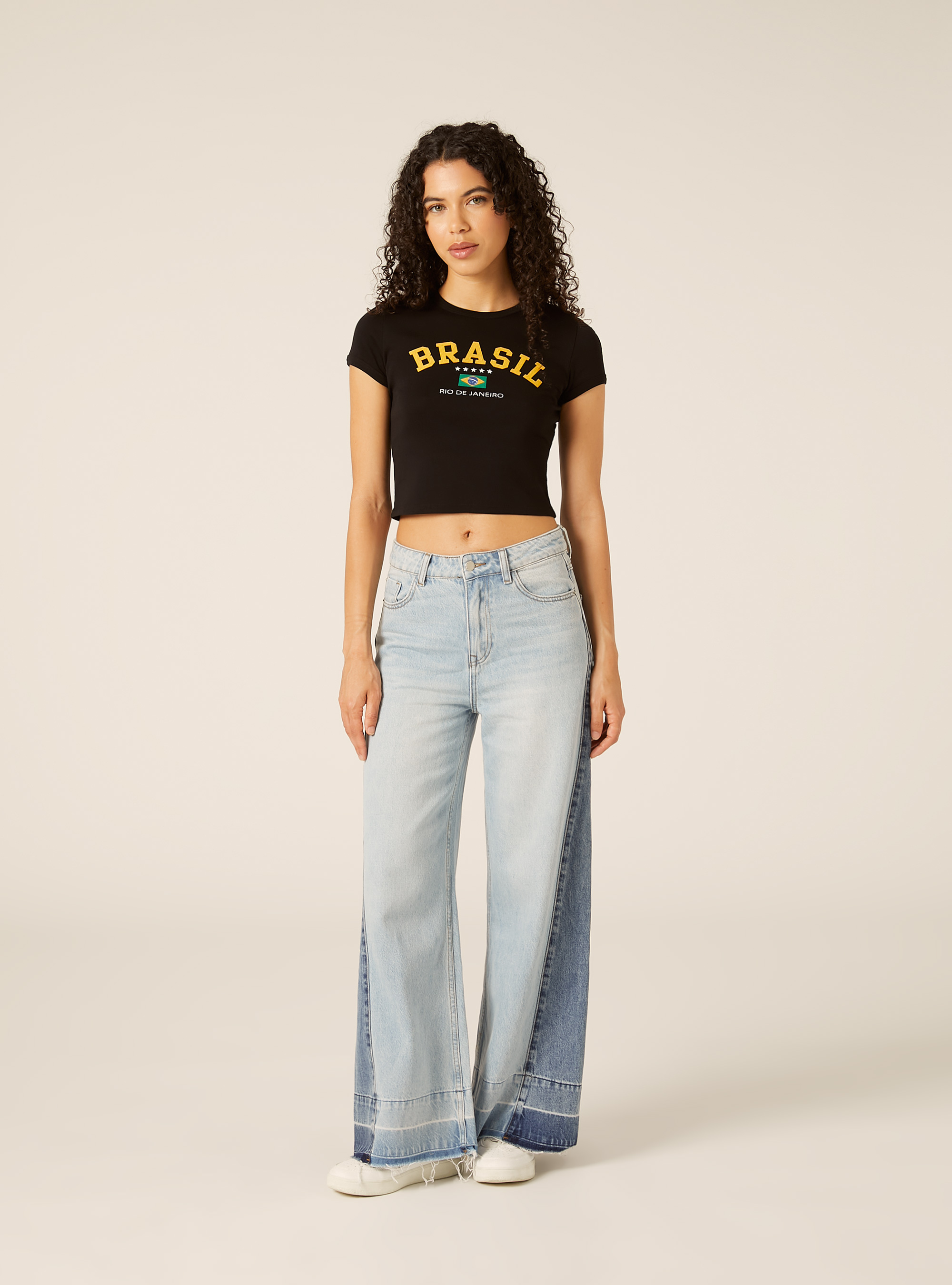 T-shirt crop con stampa calcio mondiali, BK1 BLACK