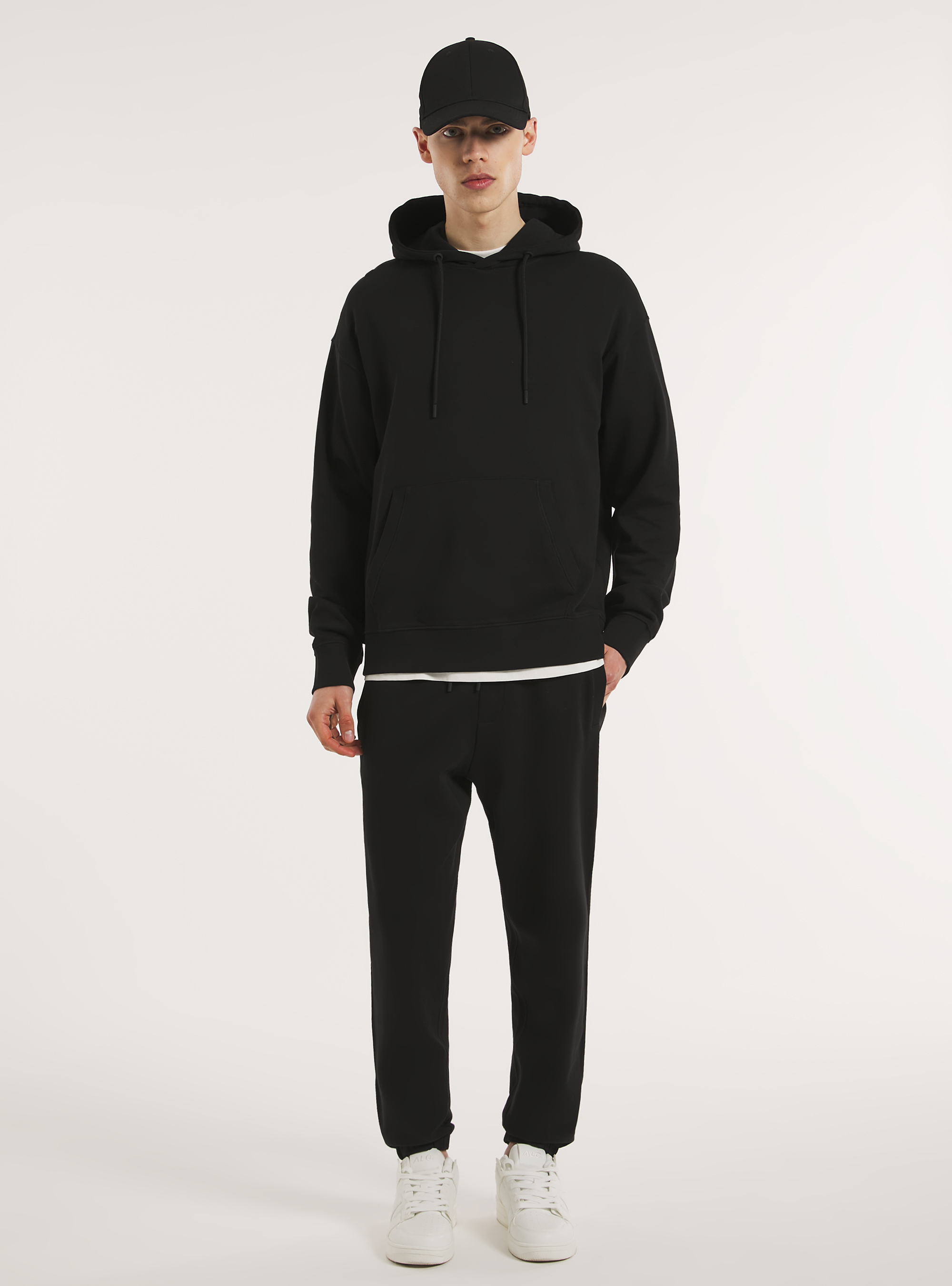 Felpa con cappuccio e tasca a marsupio, BK1 BLACK